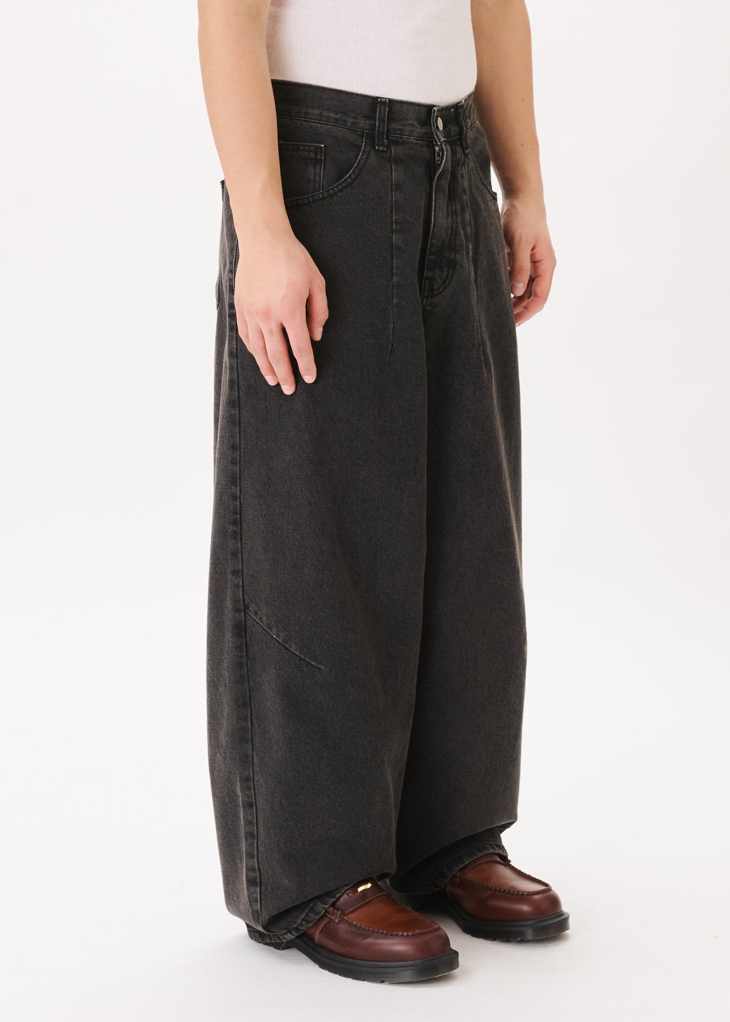 Dart Balloon Jeans – Estudio Niksen
