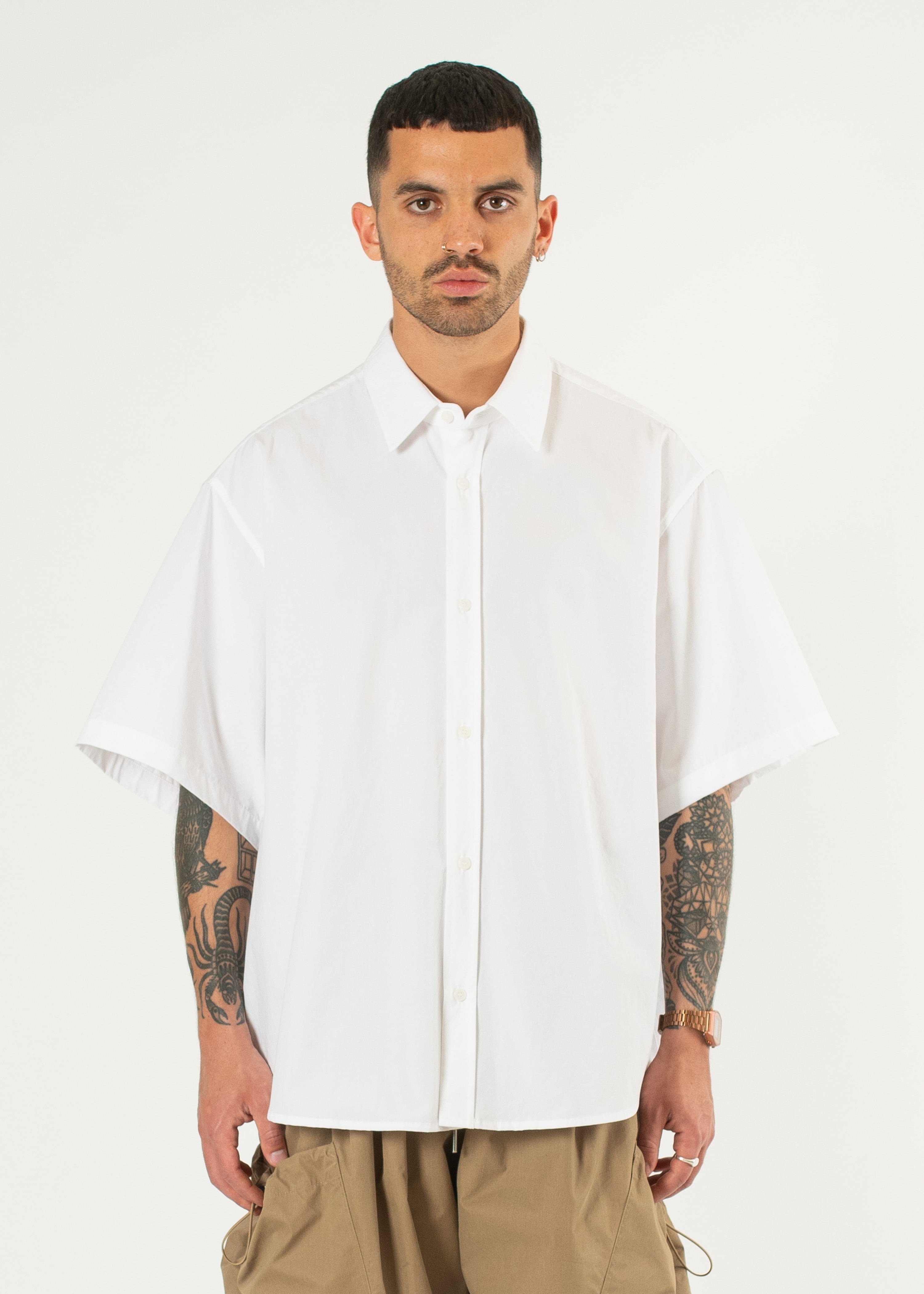 Shortsleeve Wide Shirt – Estudio Niksen