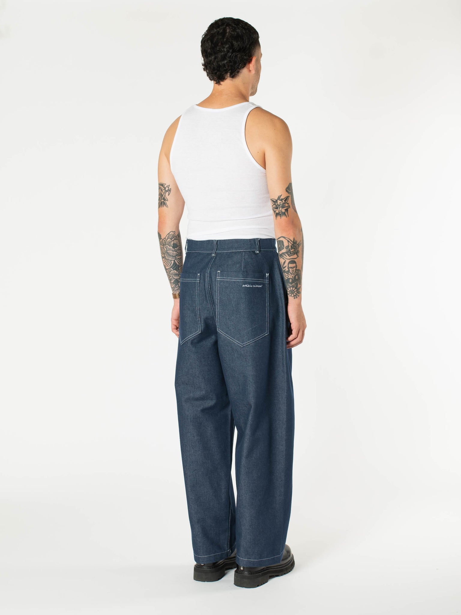 Raw Denim In-stitch Jeans [white stitch]