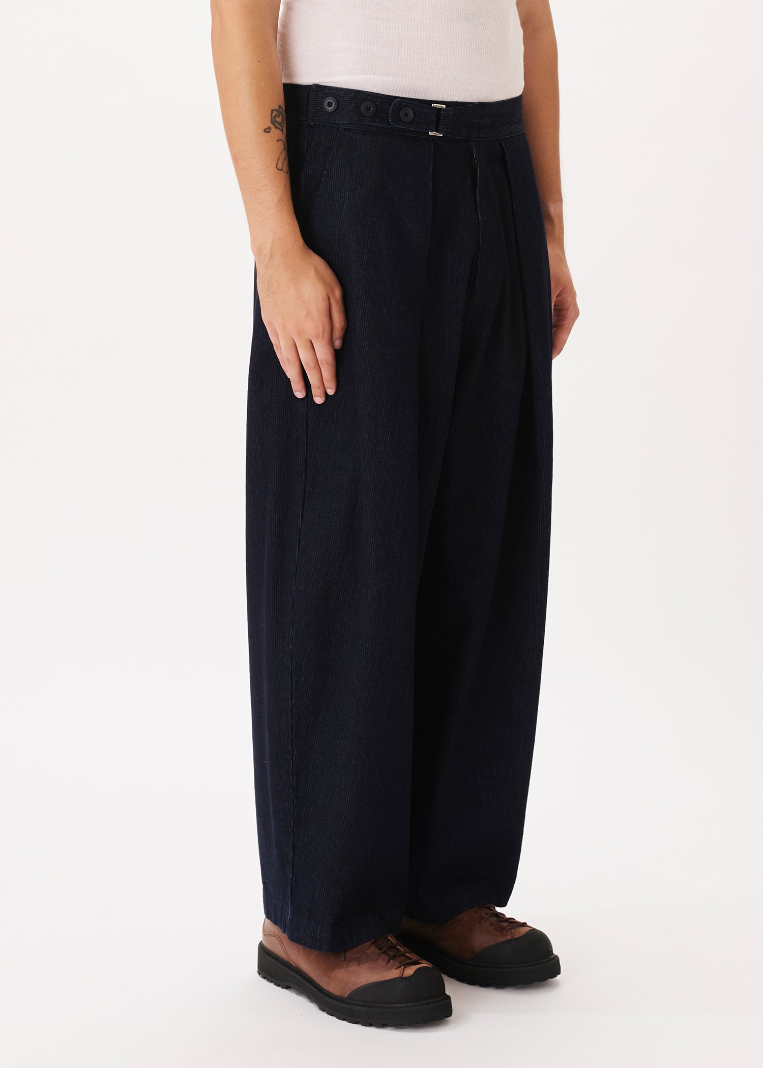 Big Fold Balloon Trousers – Estudio Niksen