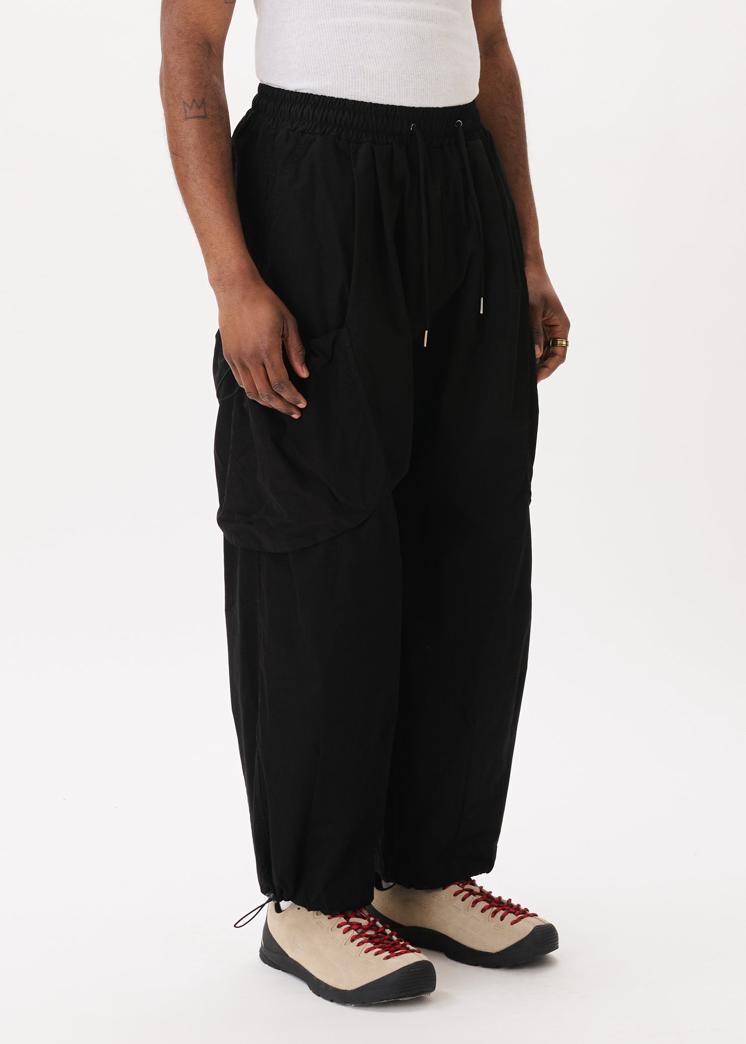 Bungee-strap Cargo Pants – Estudio Niksen