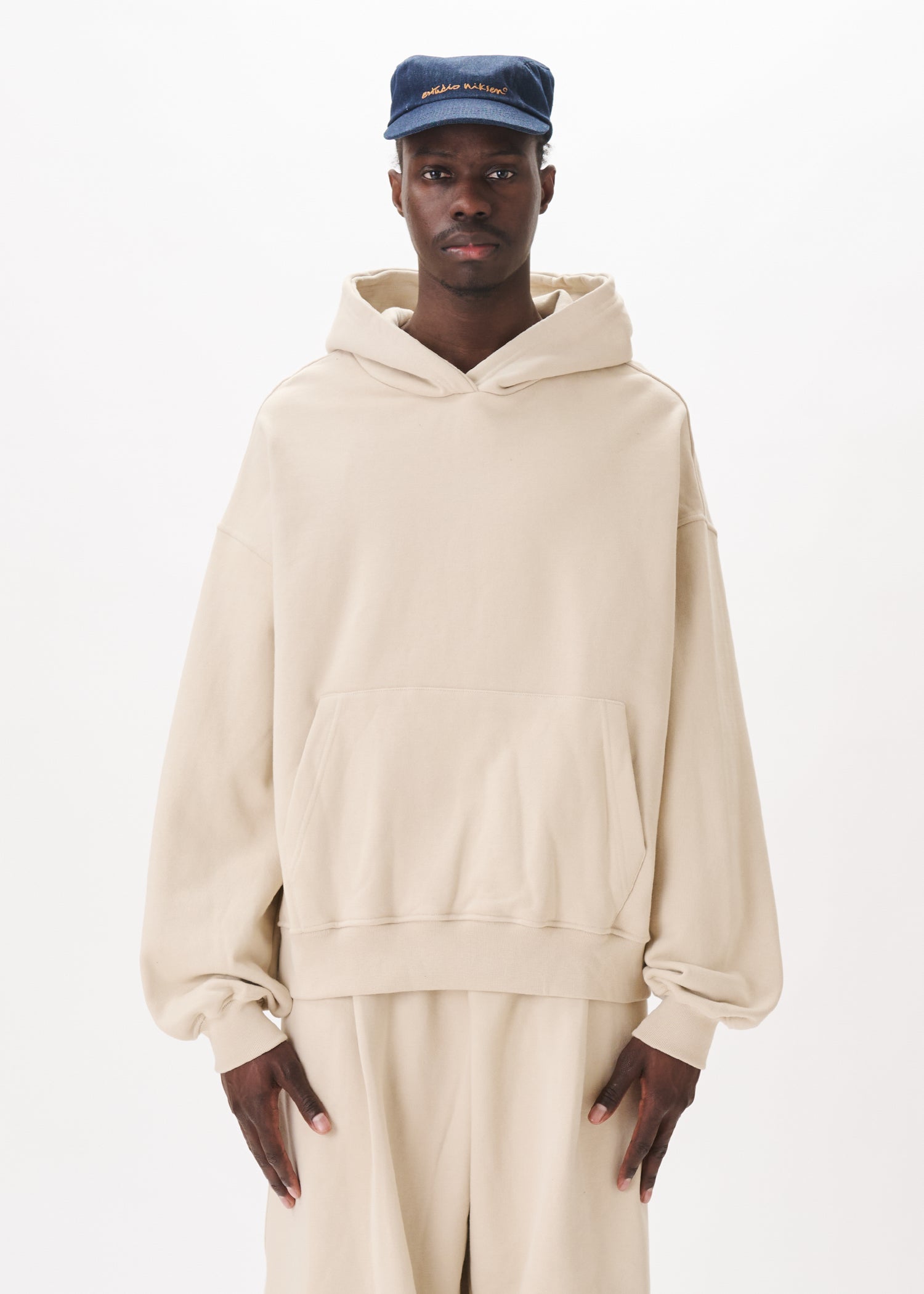 goodnight5tore パーカー　GN072 hoodie beige GUESS® Eco Midho Hoodie Sweatshirt