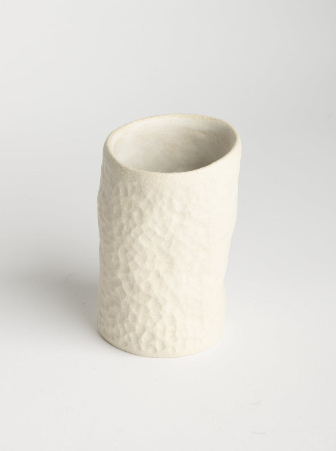 Organic-shape Textured Cup