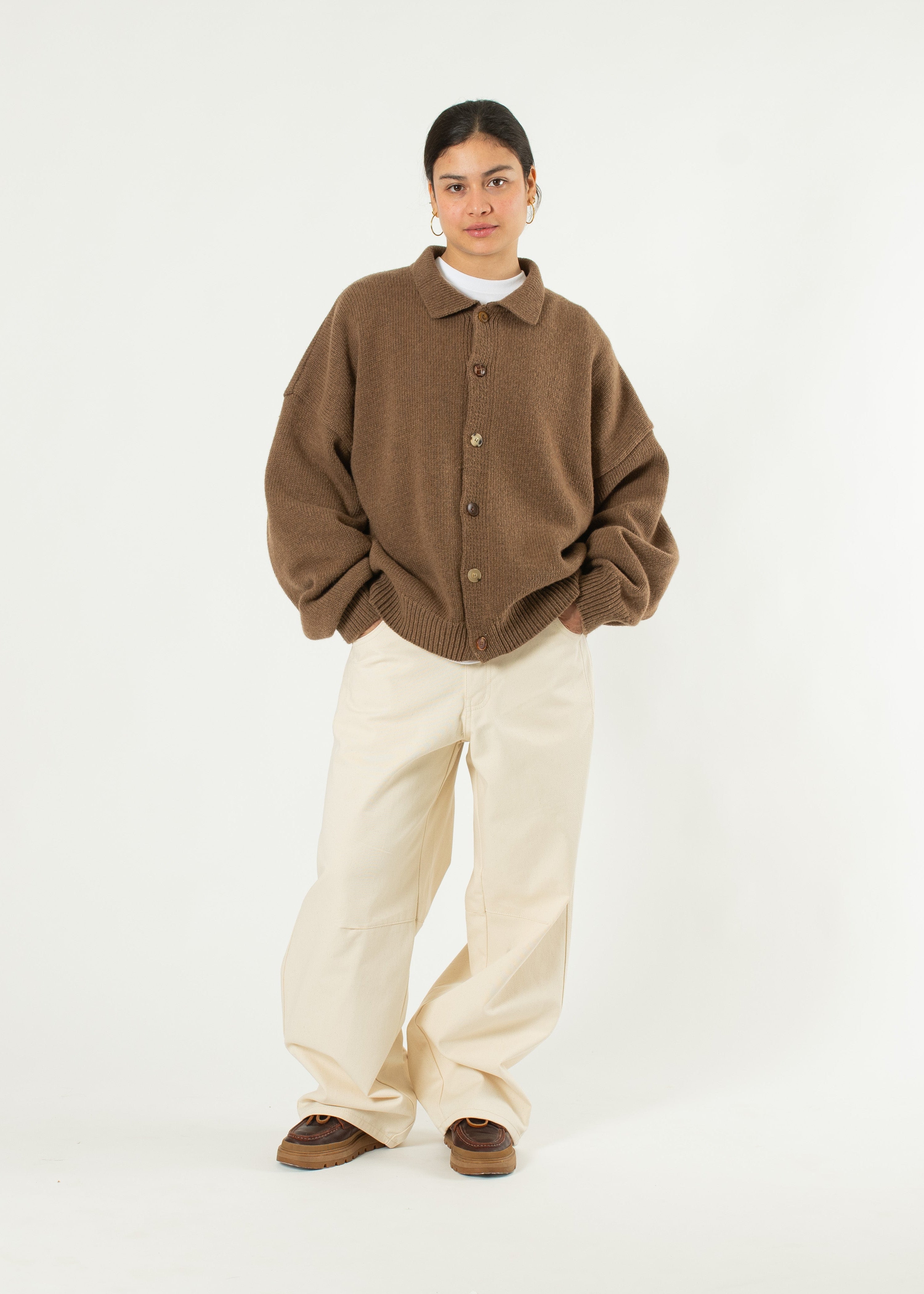 極美品 2024SS ナゴンスタンス knit college cardigan Mismatch Button Cardigan in Light Blue - Estudio Niksen