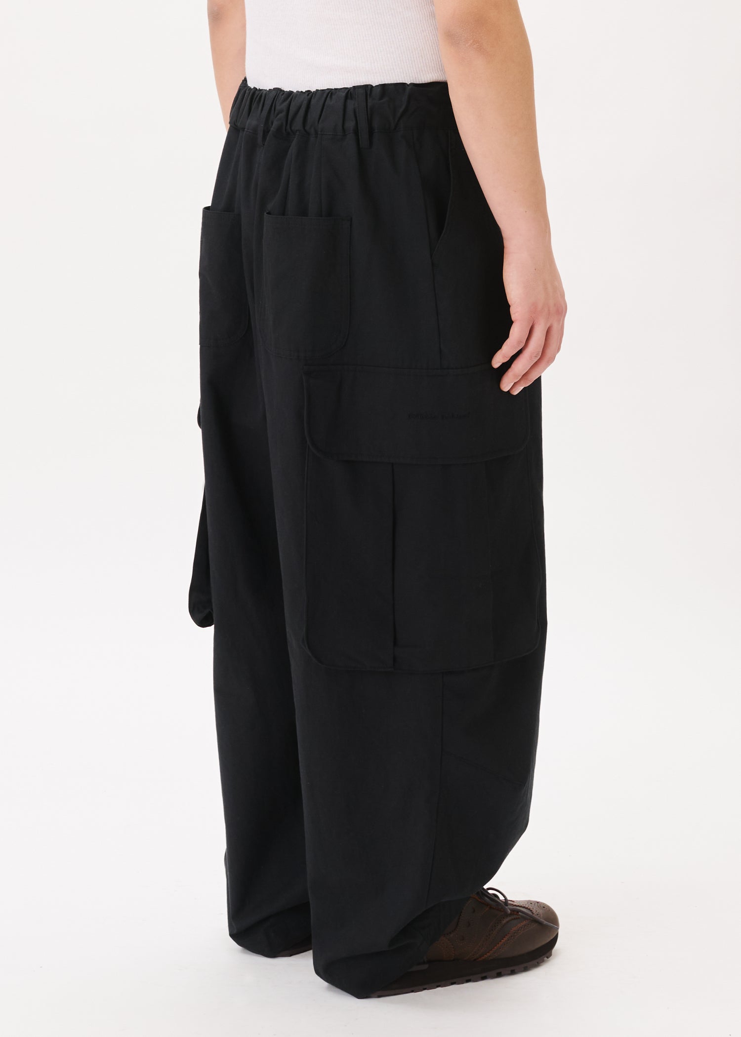 yu★★BRIEFING BIG BEAT CARGO … Big-pocket Cargo Pants – Estudio Niksen