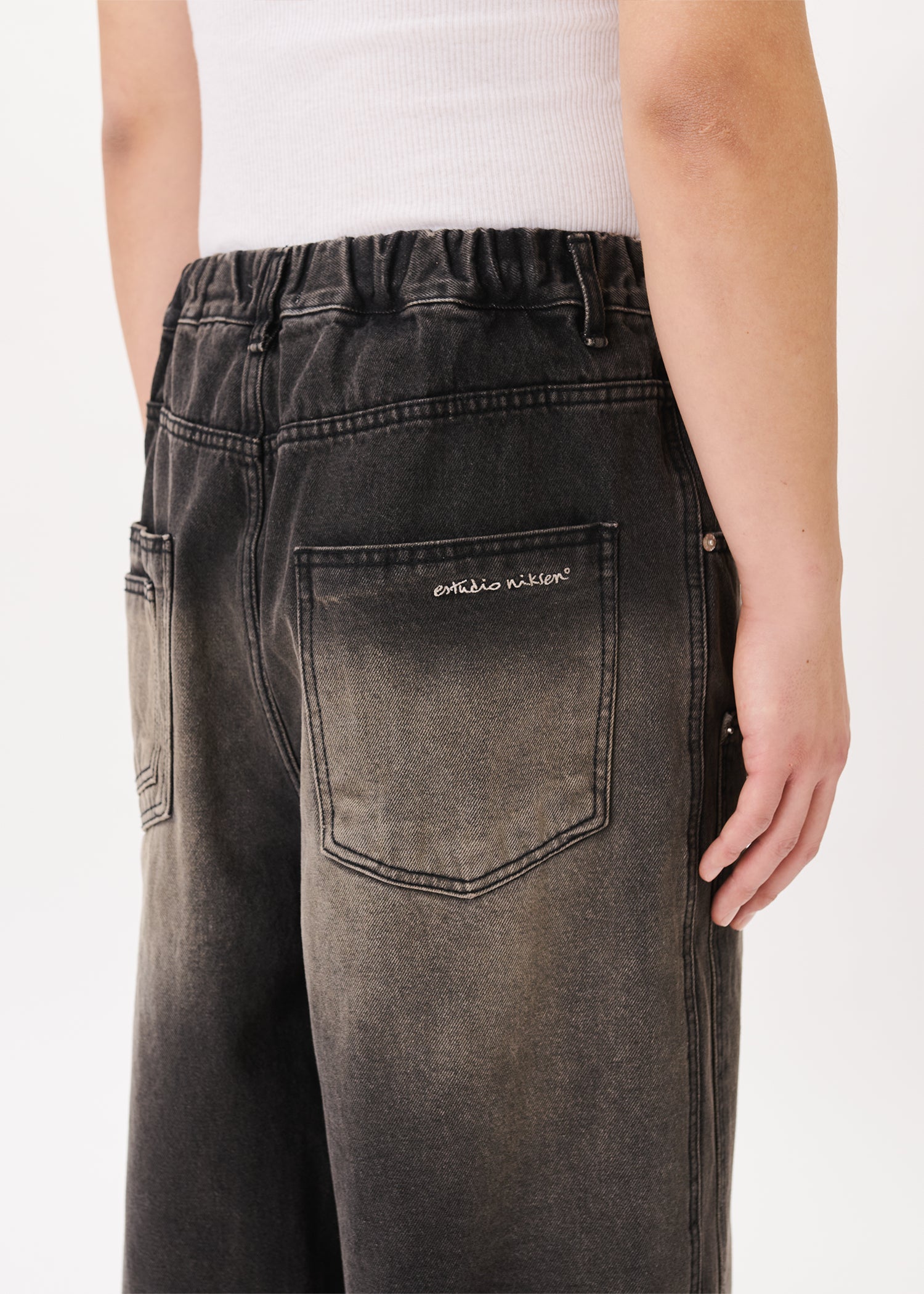 Carpenter Balloon Jeans