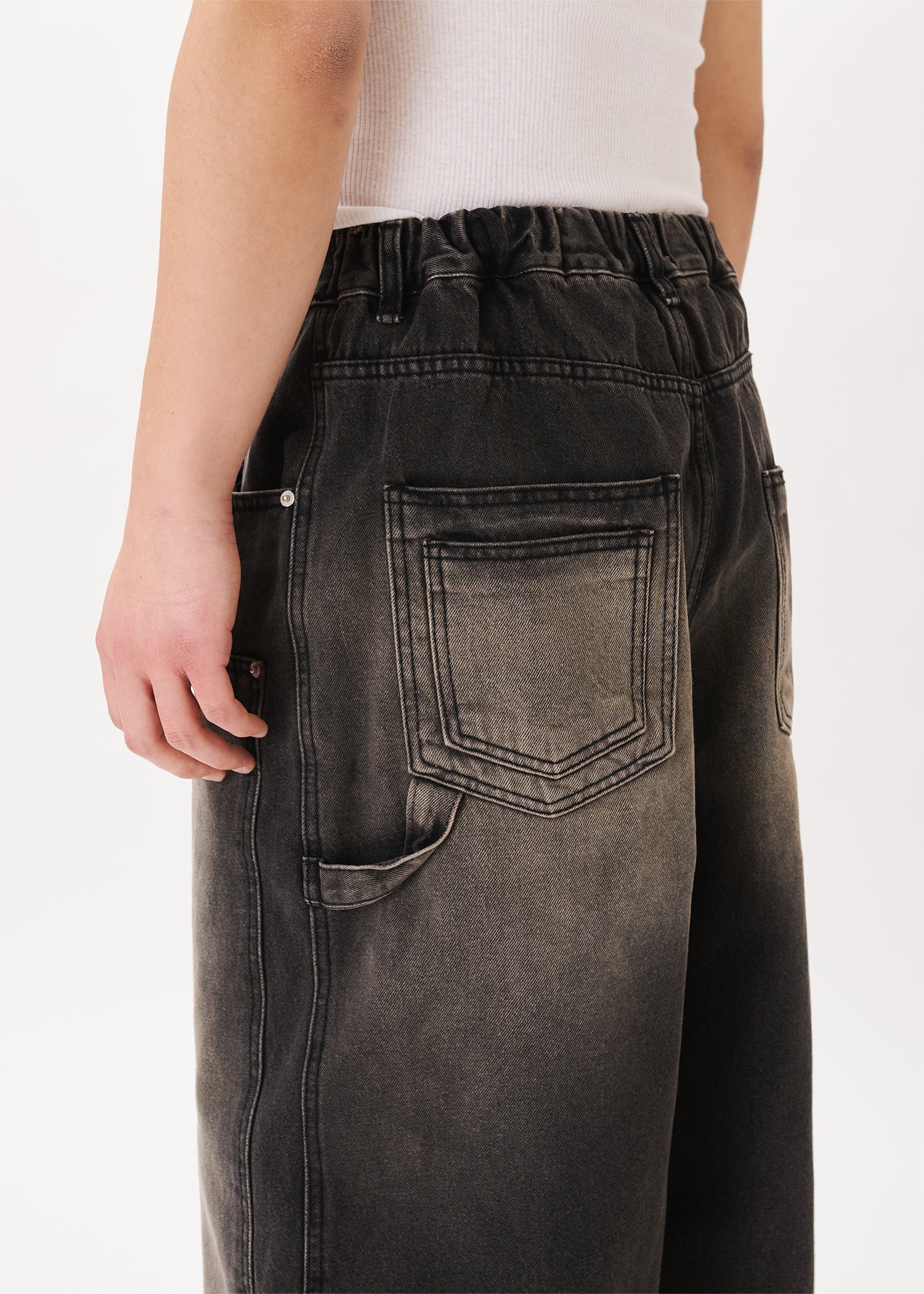 Carpenter Balloon Jeans