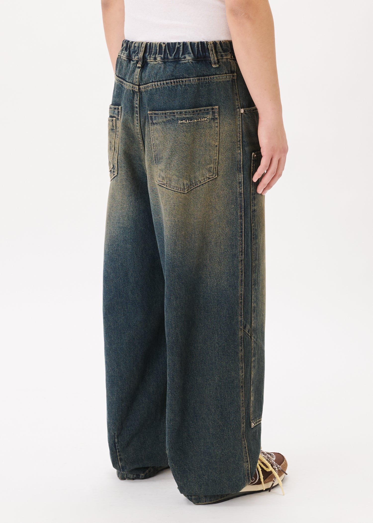 Carpenter Balloon Jeans