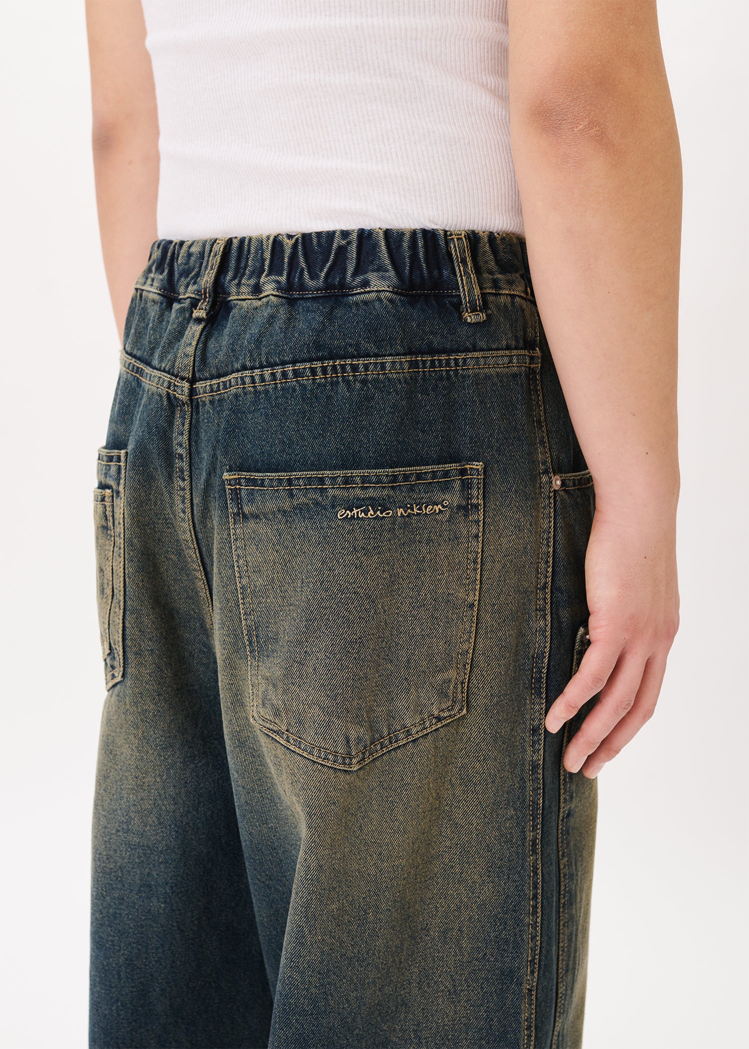 Carpenter Balloon Jeans