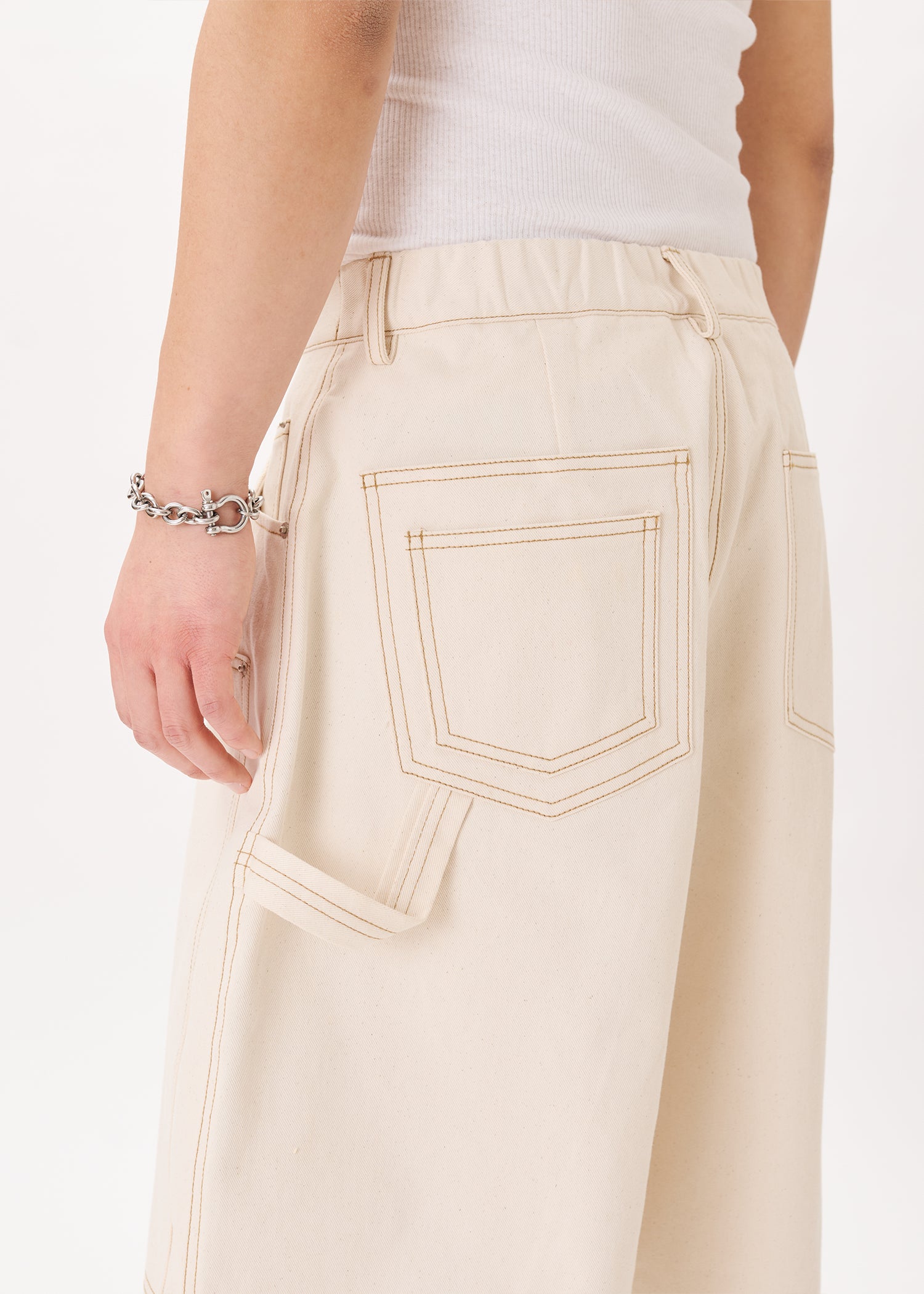 Carpenter Wide Shorts – Estudio Niksen