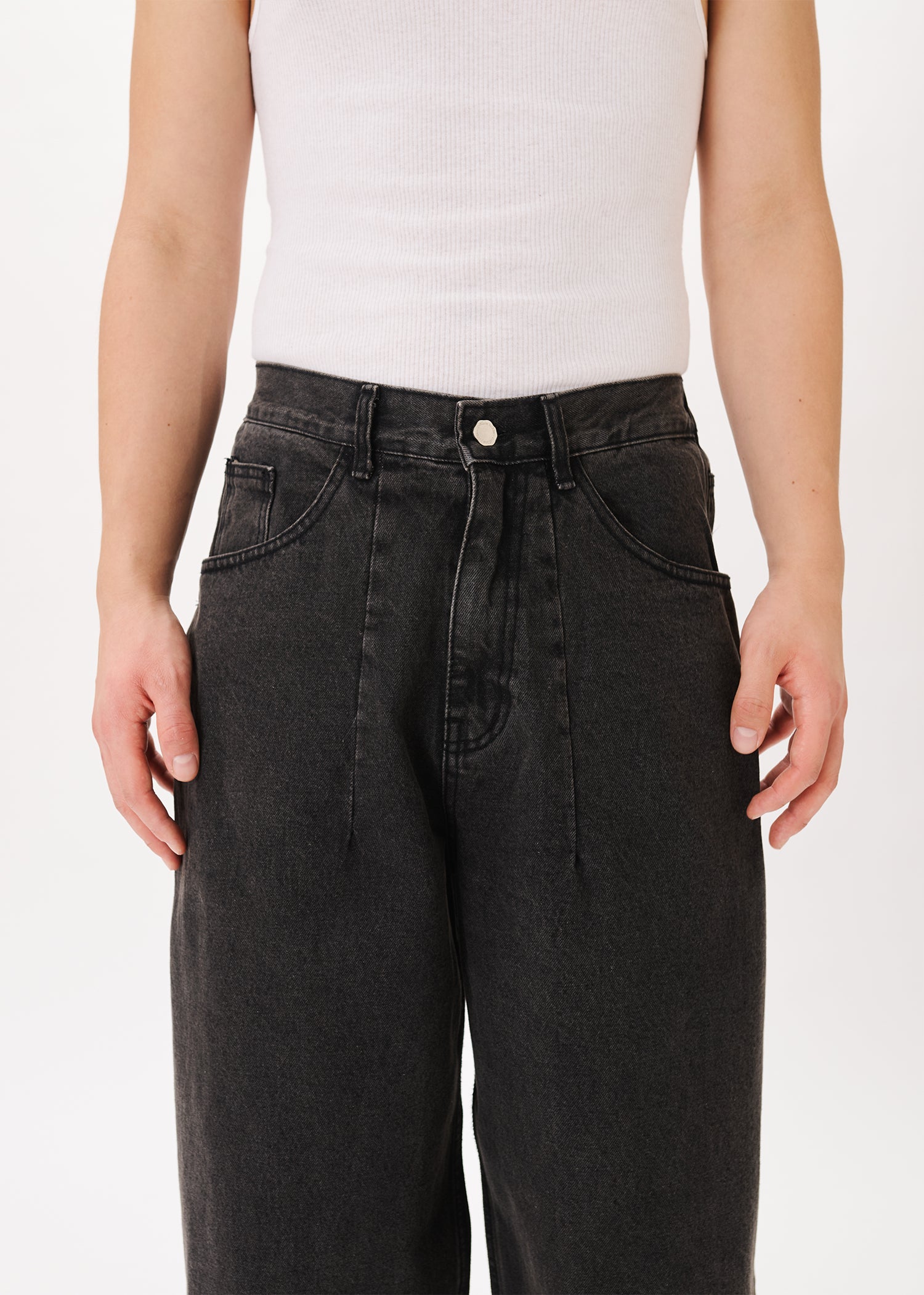 Dart Balloon Jeans – Estudio Niksen