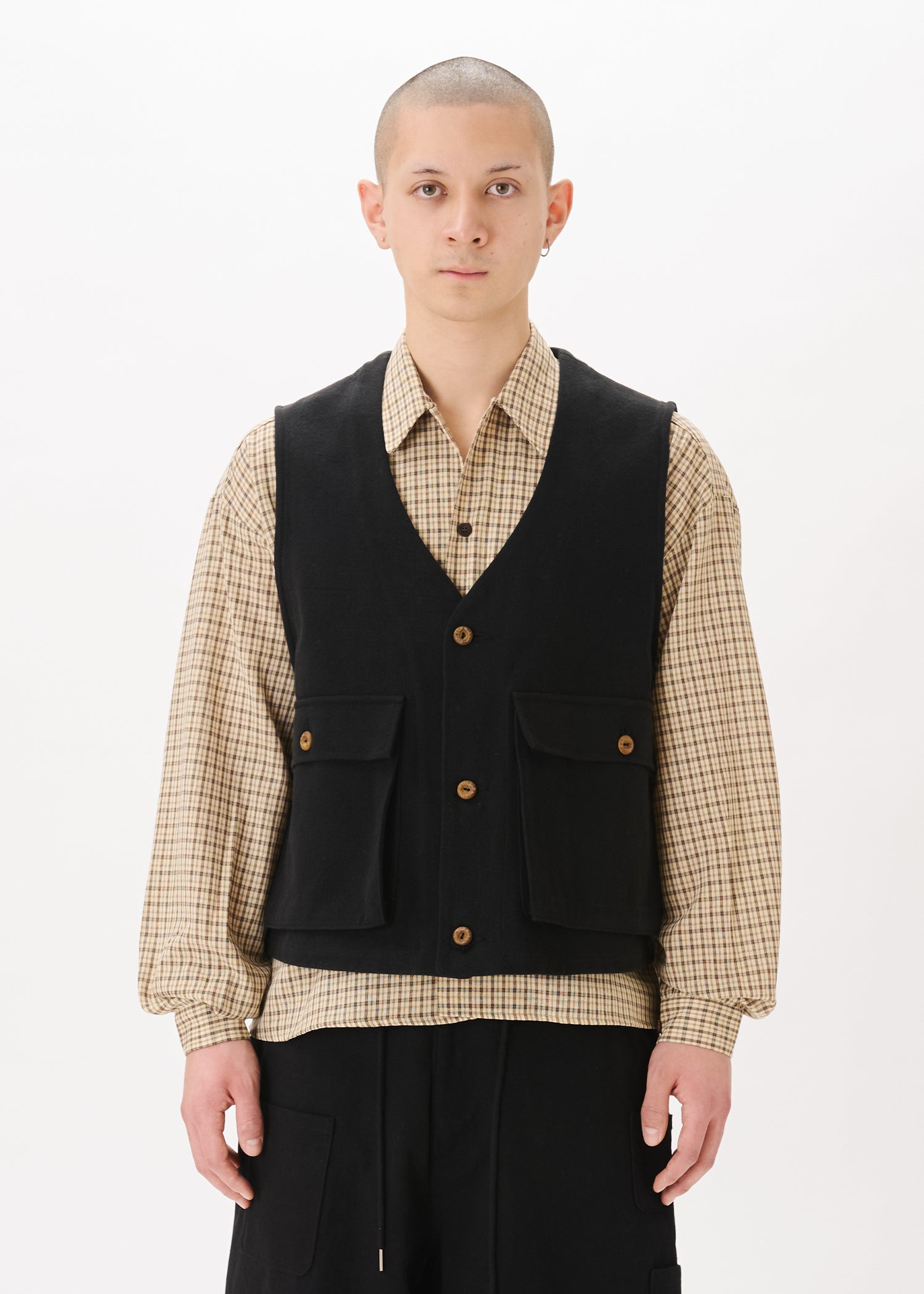 Light Pocket Vest – Estudio Niksen