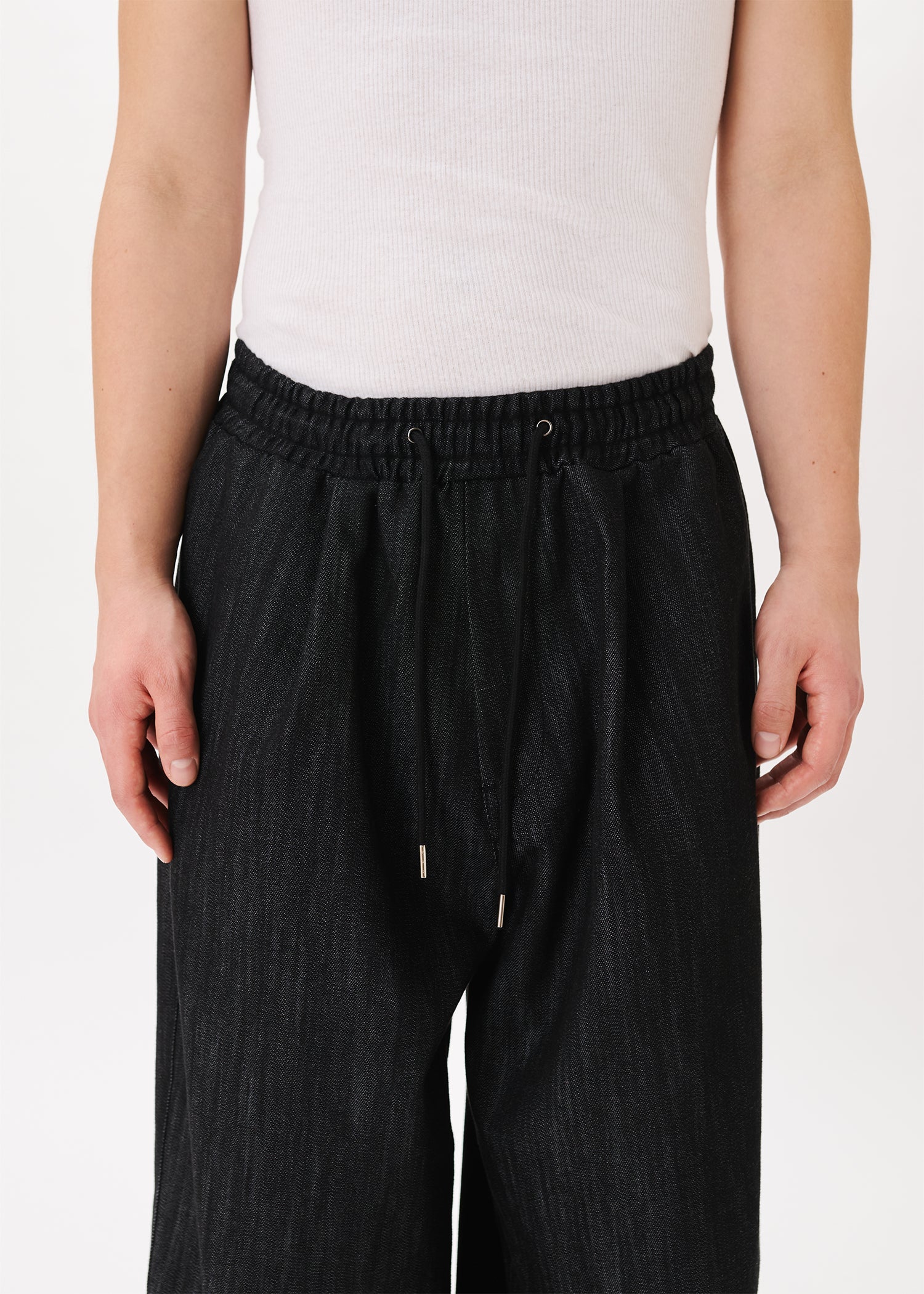 Pintuck Balloon Jeans – Estudio Niksen