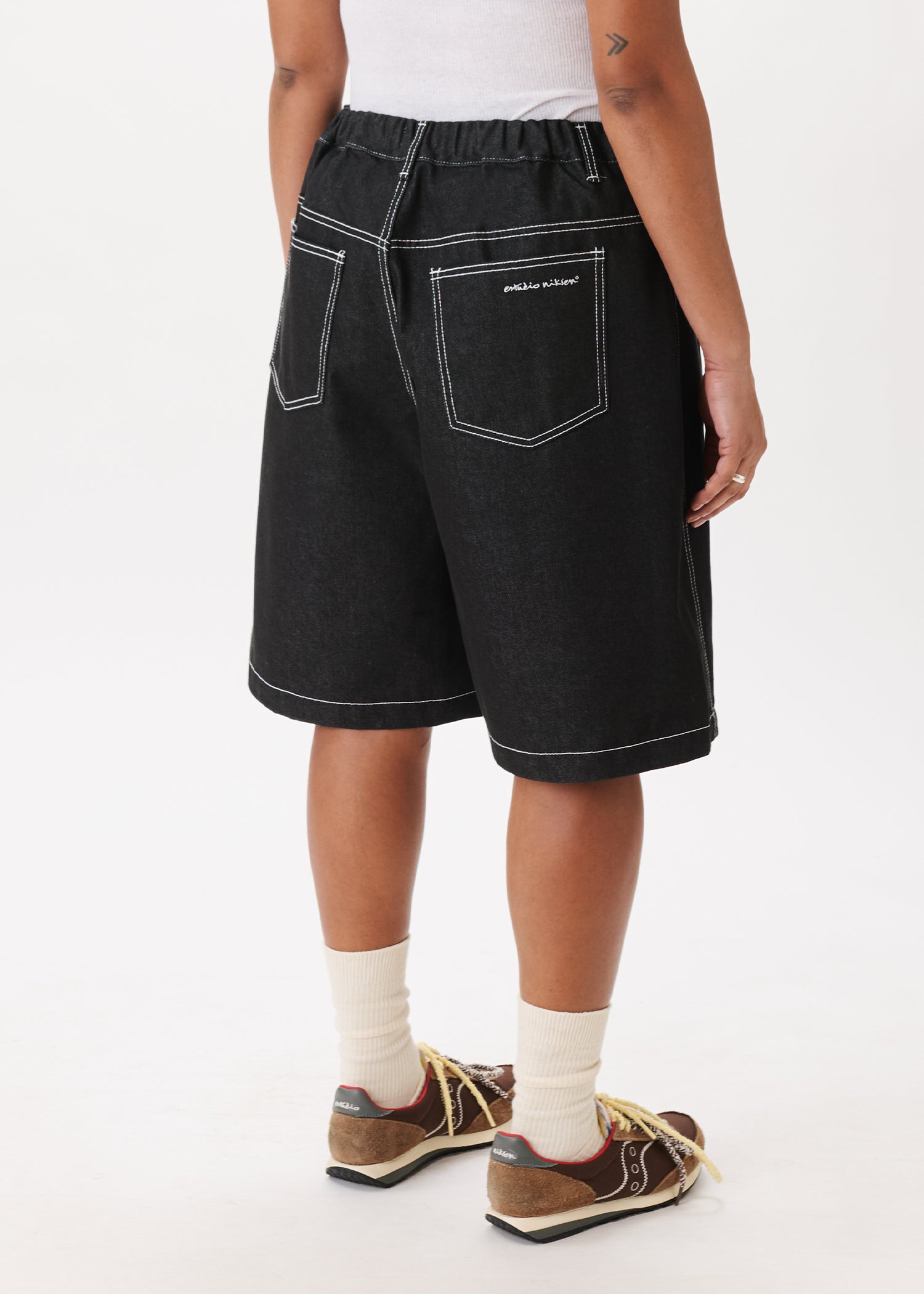 Half-dart Raw Denim Shorts