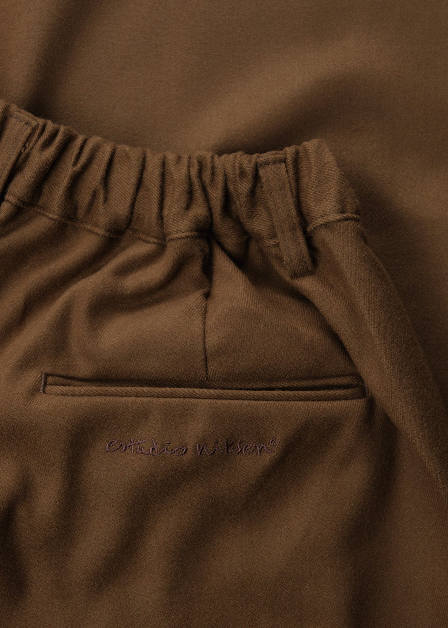 Pintuck Maxi Trousers – Estudio Niksen