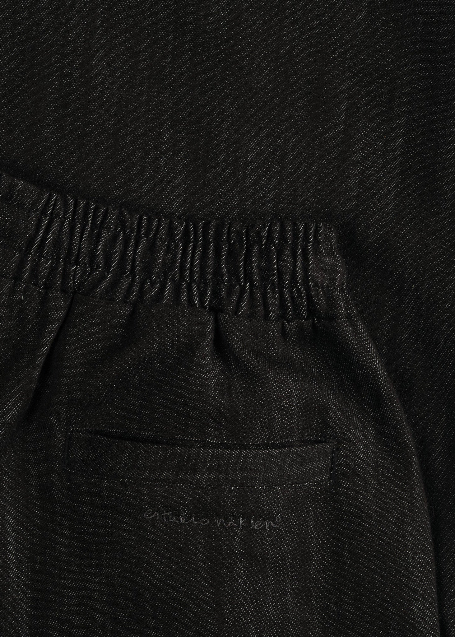 Pintuck Balloon Jeans – Estudio Niksen