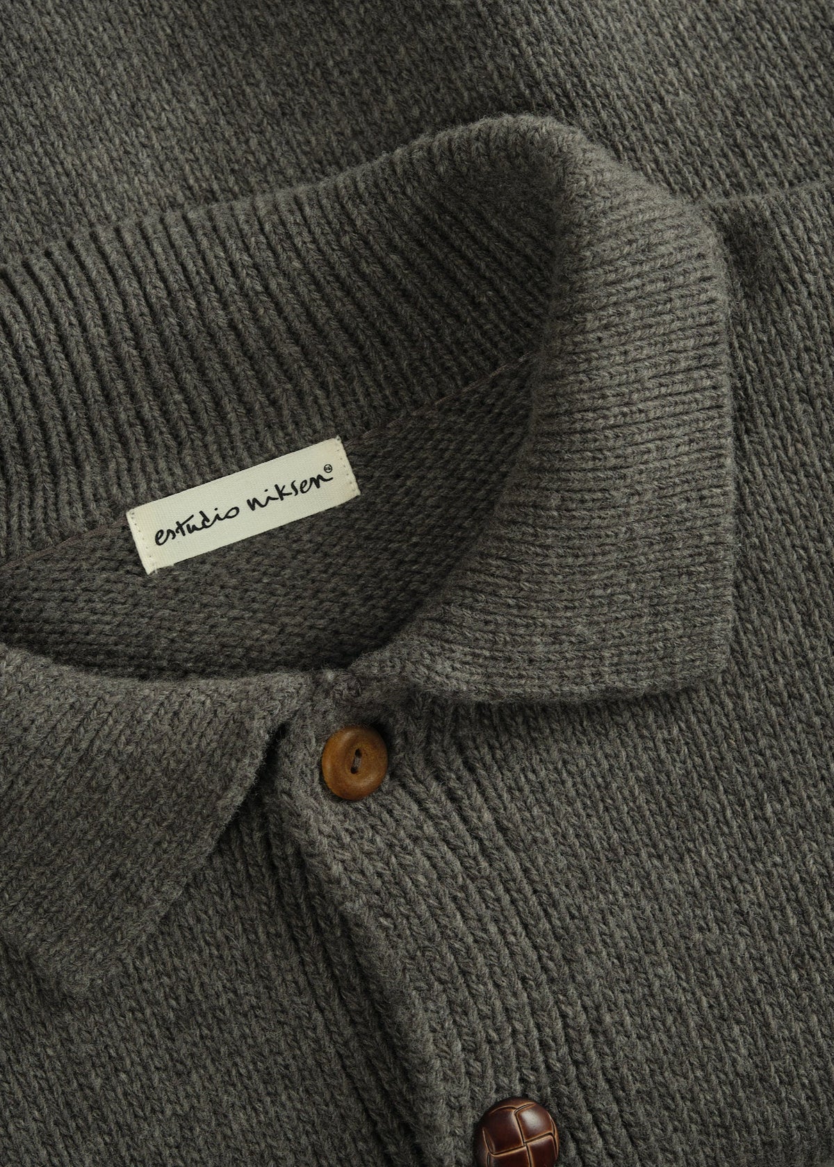 Mismatch Button Cardigan
