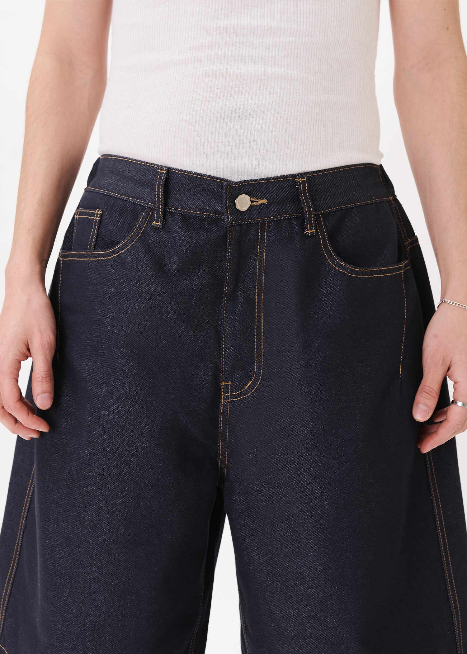 Half-dart Raw Denim Shorts