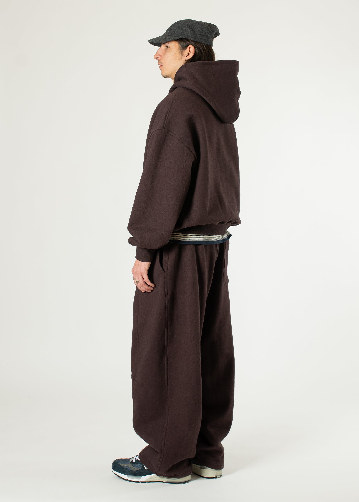 Signature Balloon Joggers – Estudio Niksen