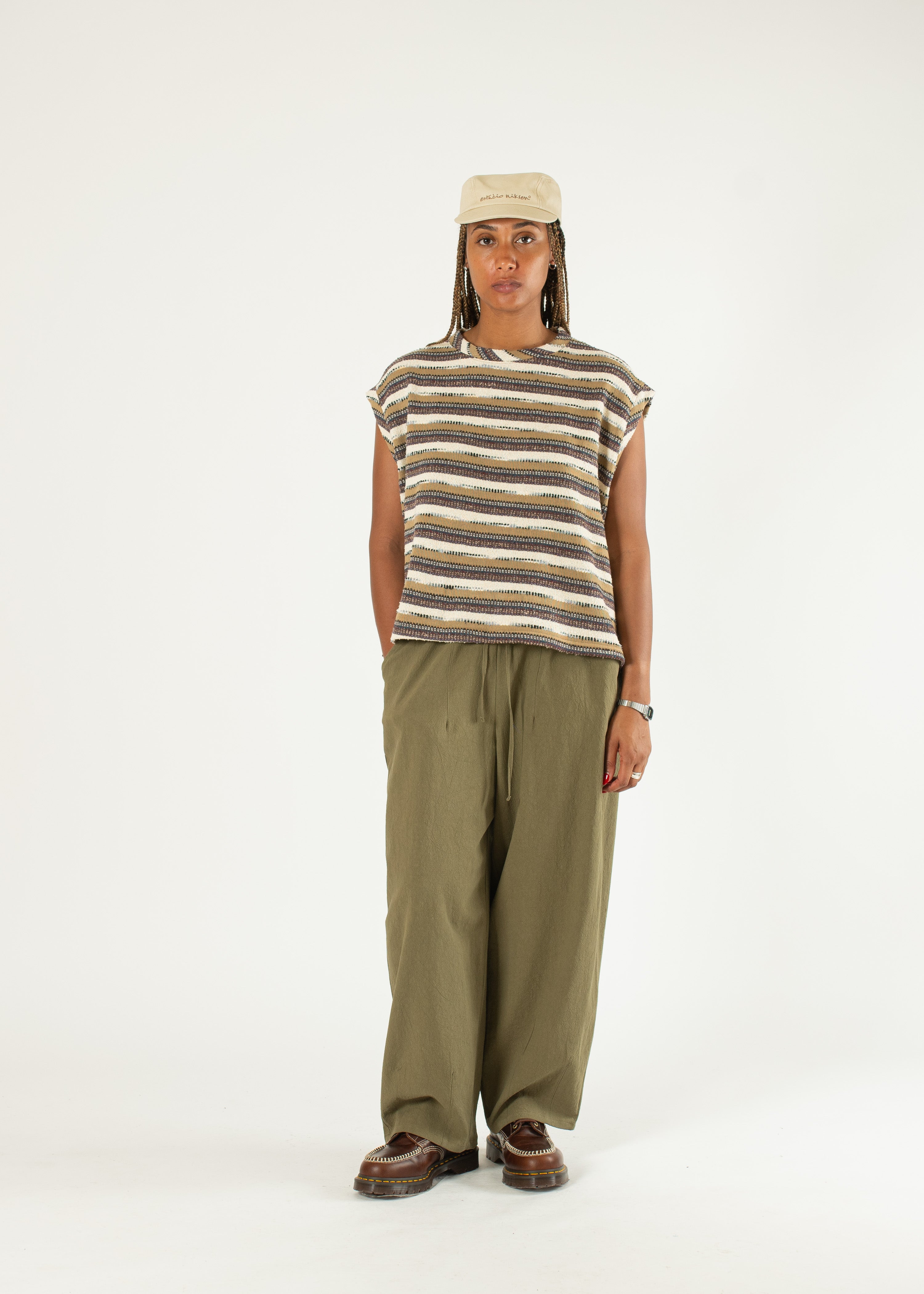 パンツ niceness webb musterwerk kakinoha Easy Wind Pants – Estudio Niksen