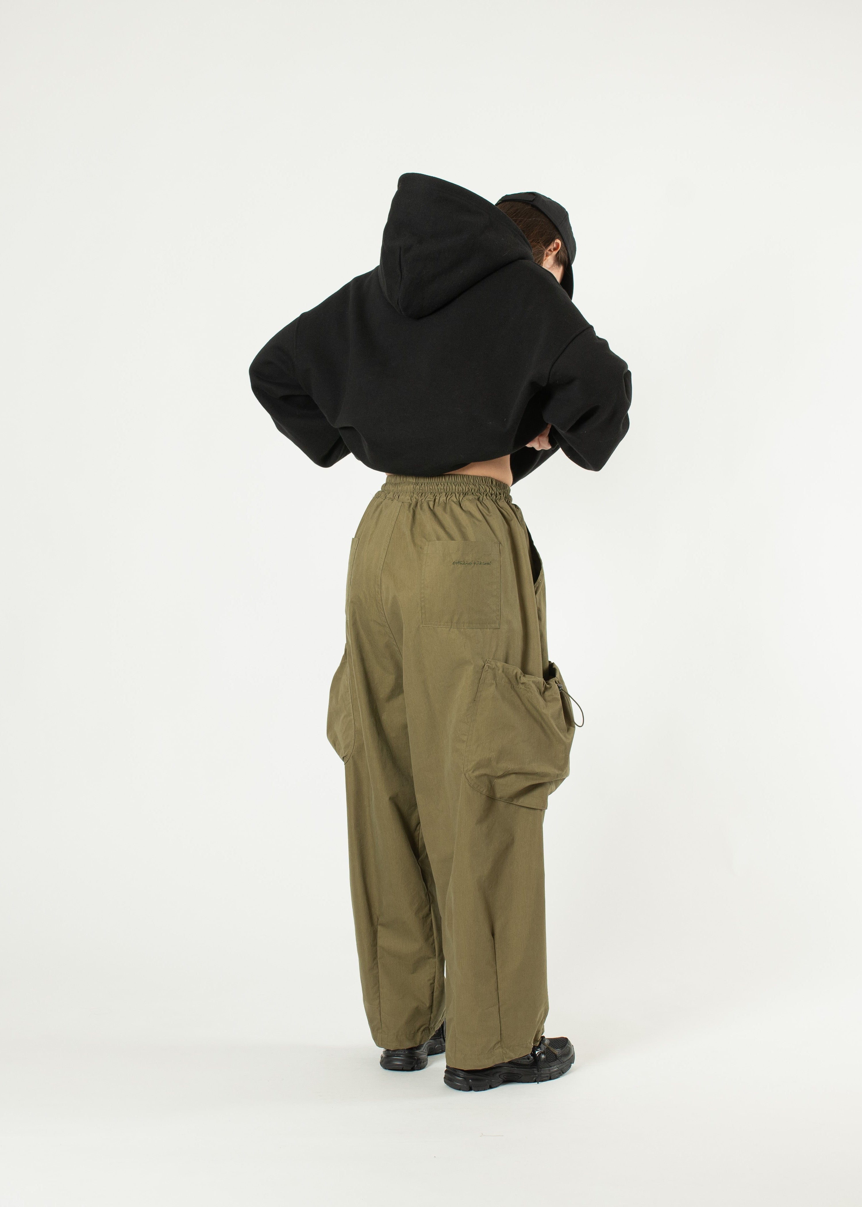 【BAON】[unisex] Kir nylon banding string cargo pants Bungee-strap Cargo Pants – Estudio Niksen