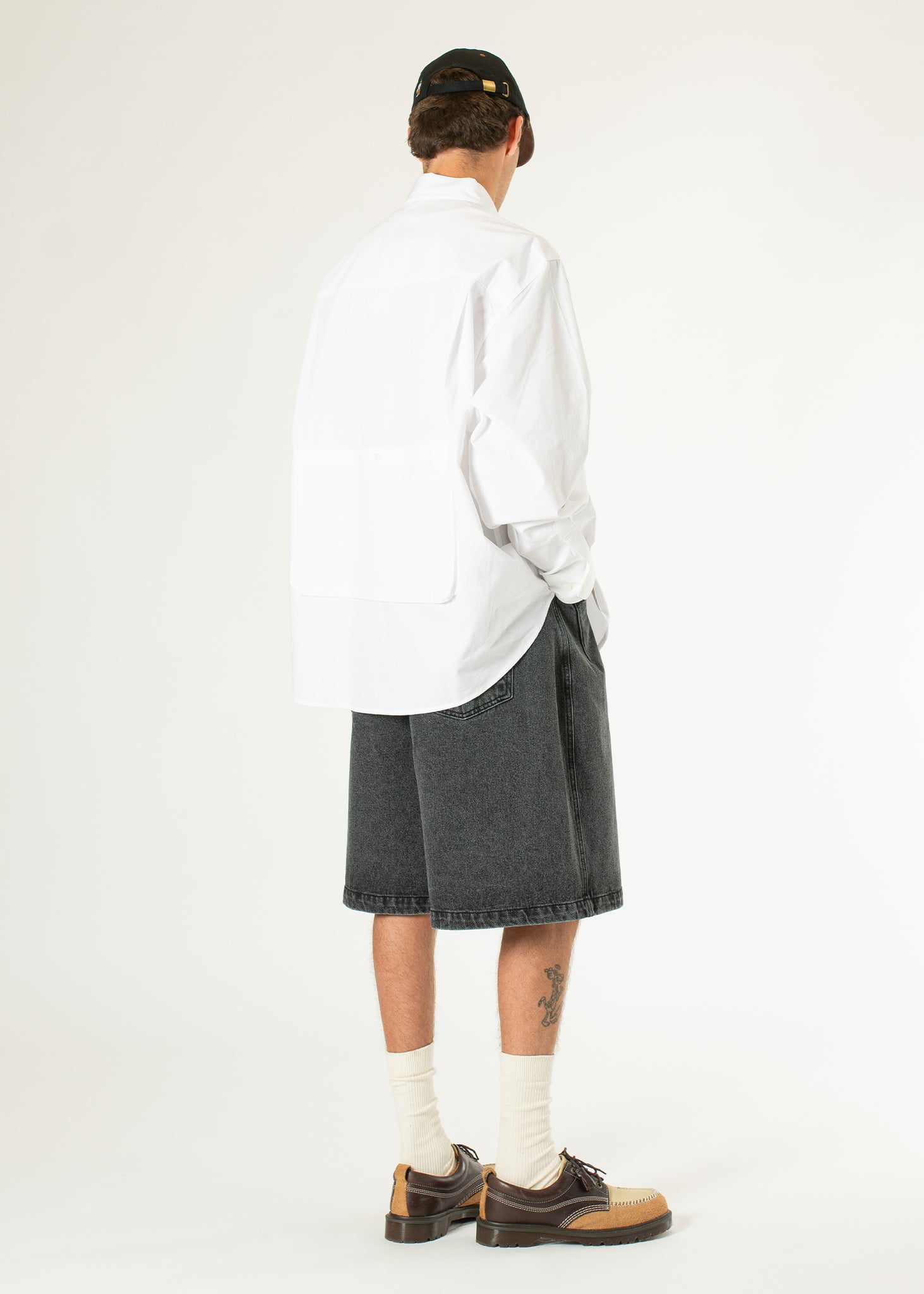 Short en jean à demi-pinces