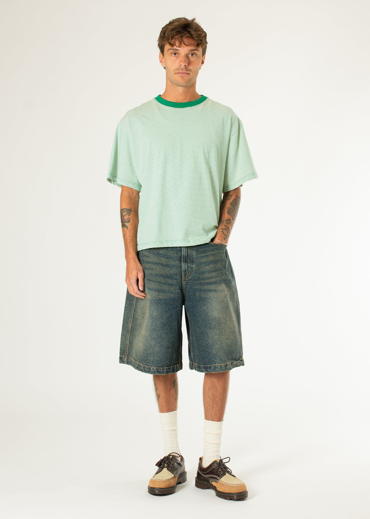 Short en jean à demi-pinces