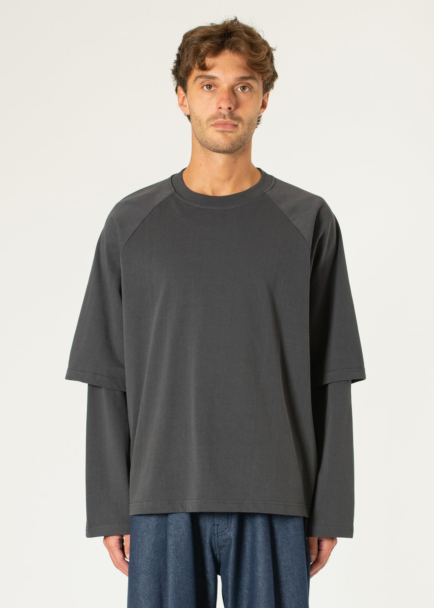 T-shirt superposé à manches longues