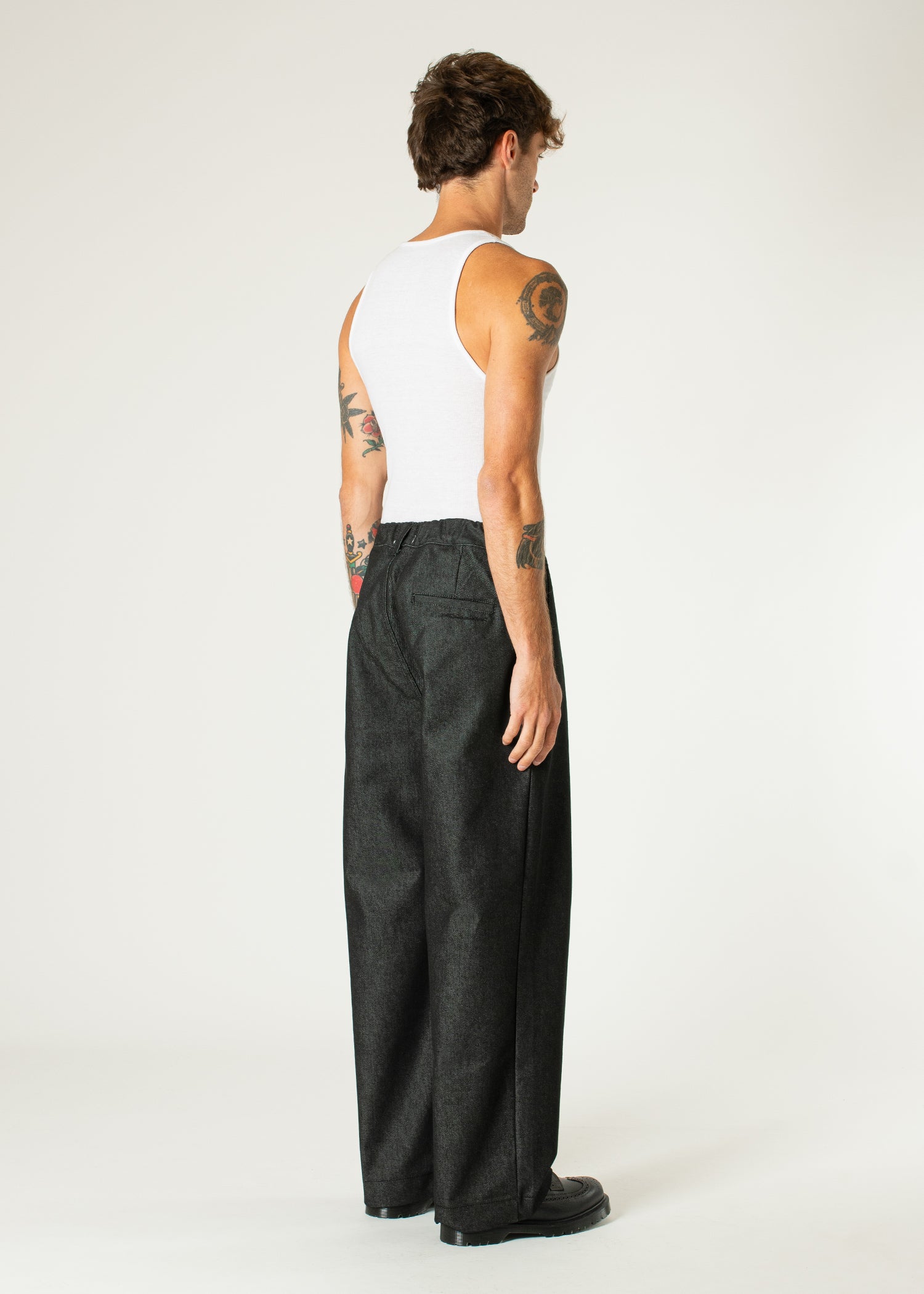 Pintuck Wide Jeans – Estudio Niksen