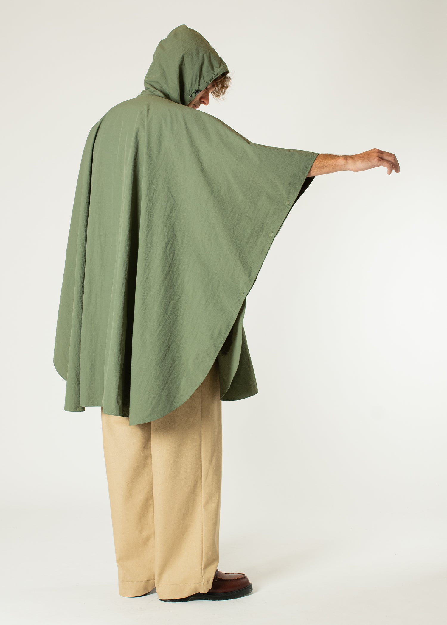 Niksen Storm Poncho – Estudio Niksen