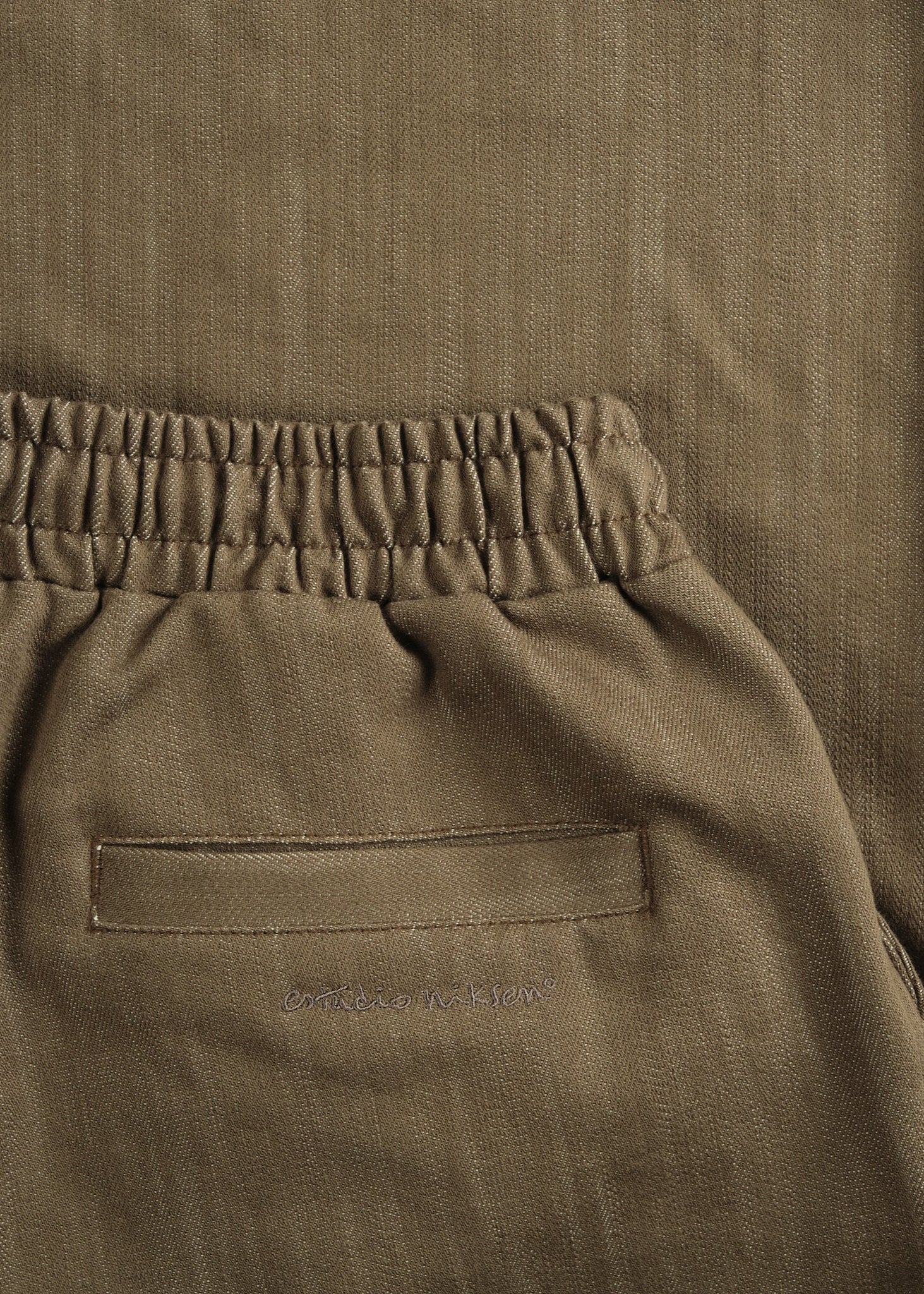 Pintuck Balloon Jeans – Estudio Niksen