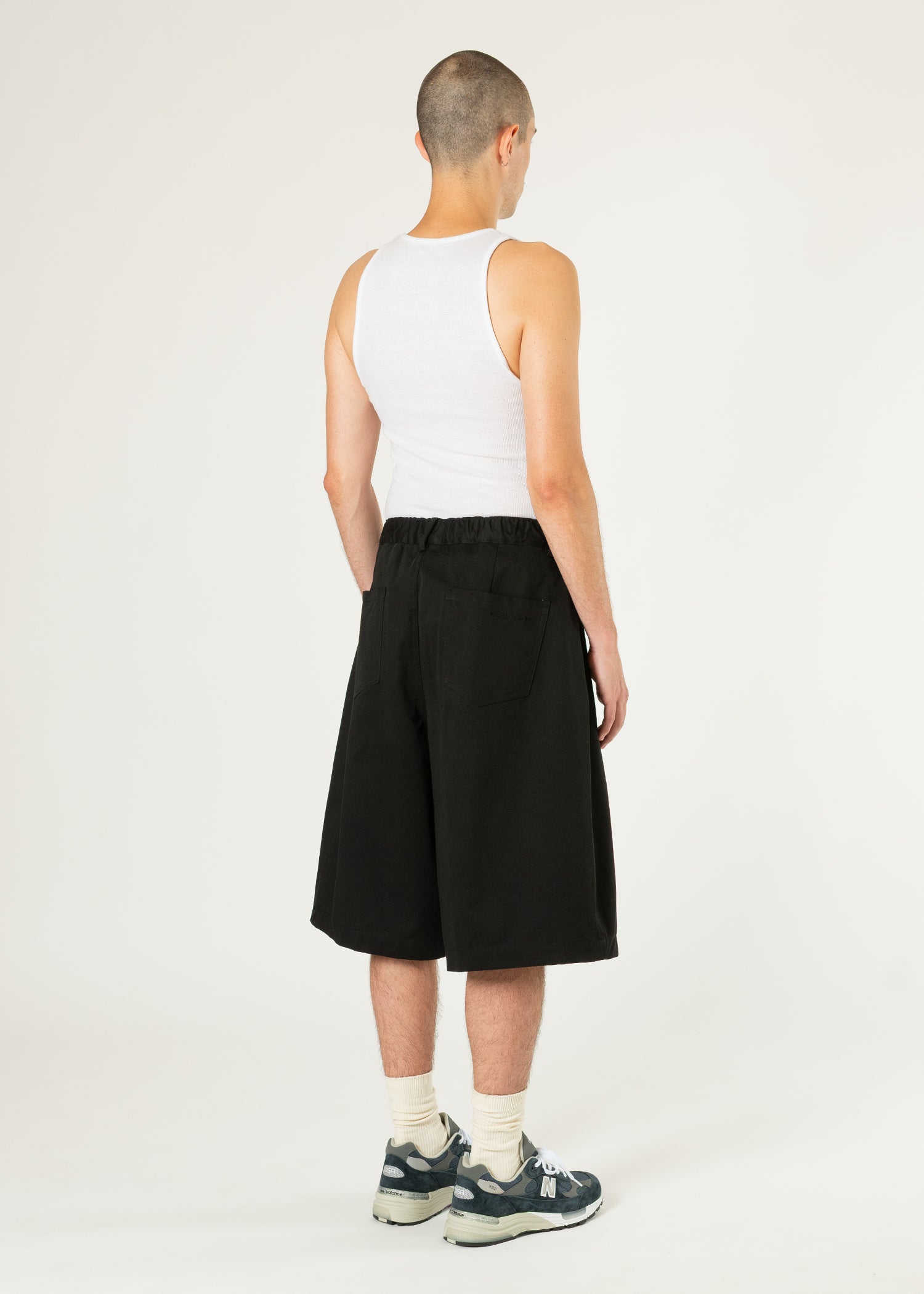 Pintuck Wide Shorts – Estudio Niksen