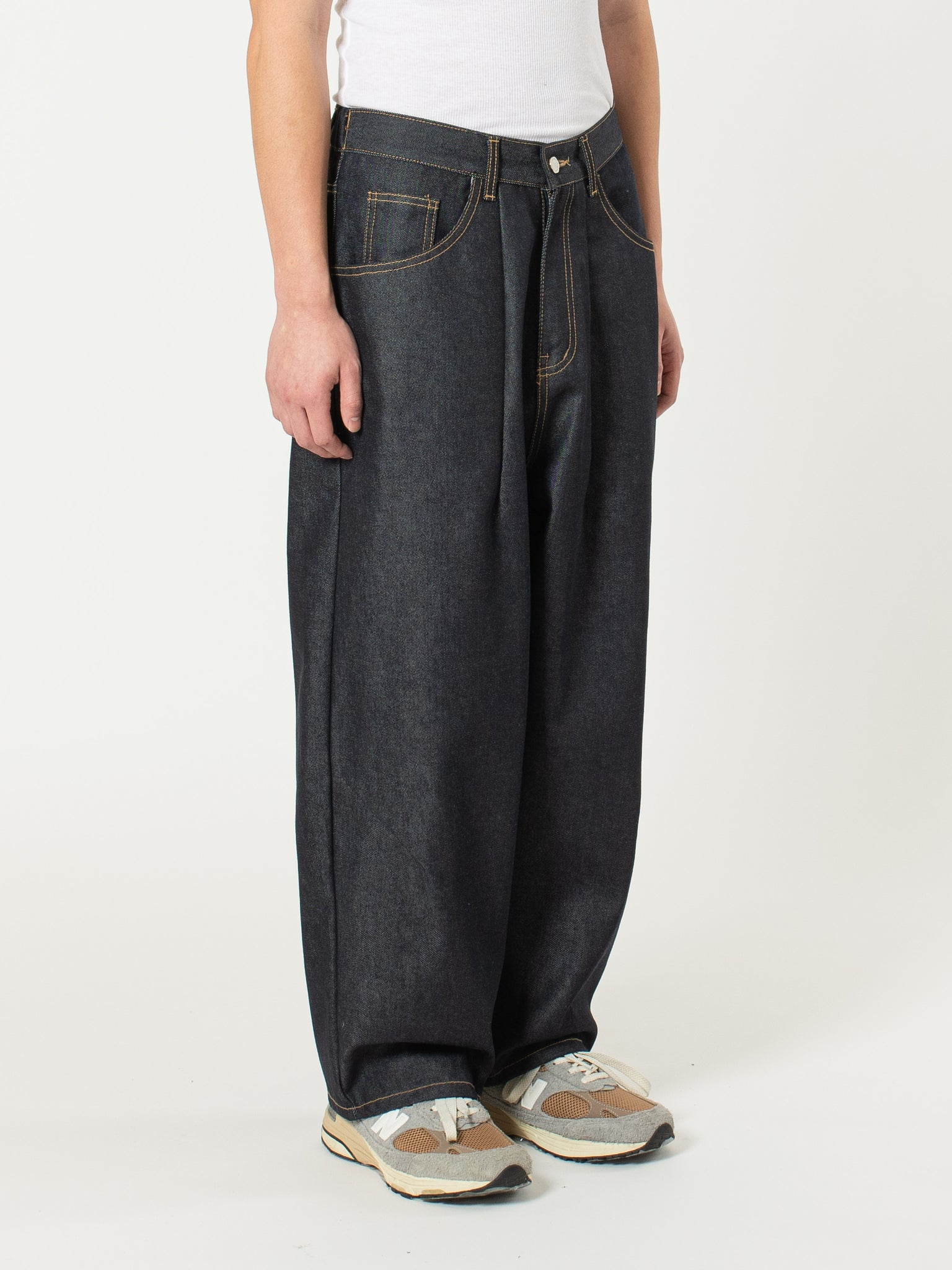 Raw Denim Balloon Jeans