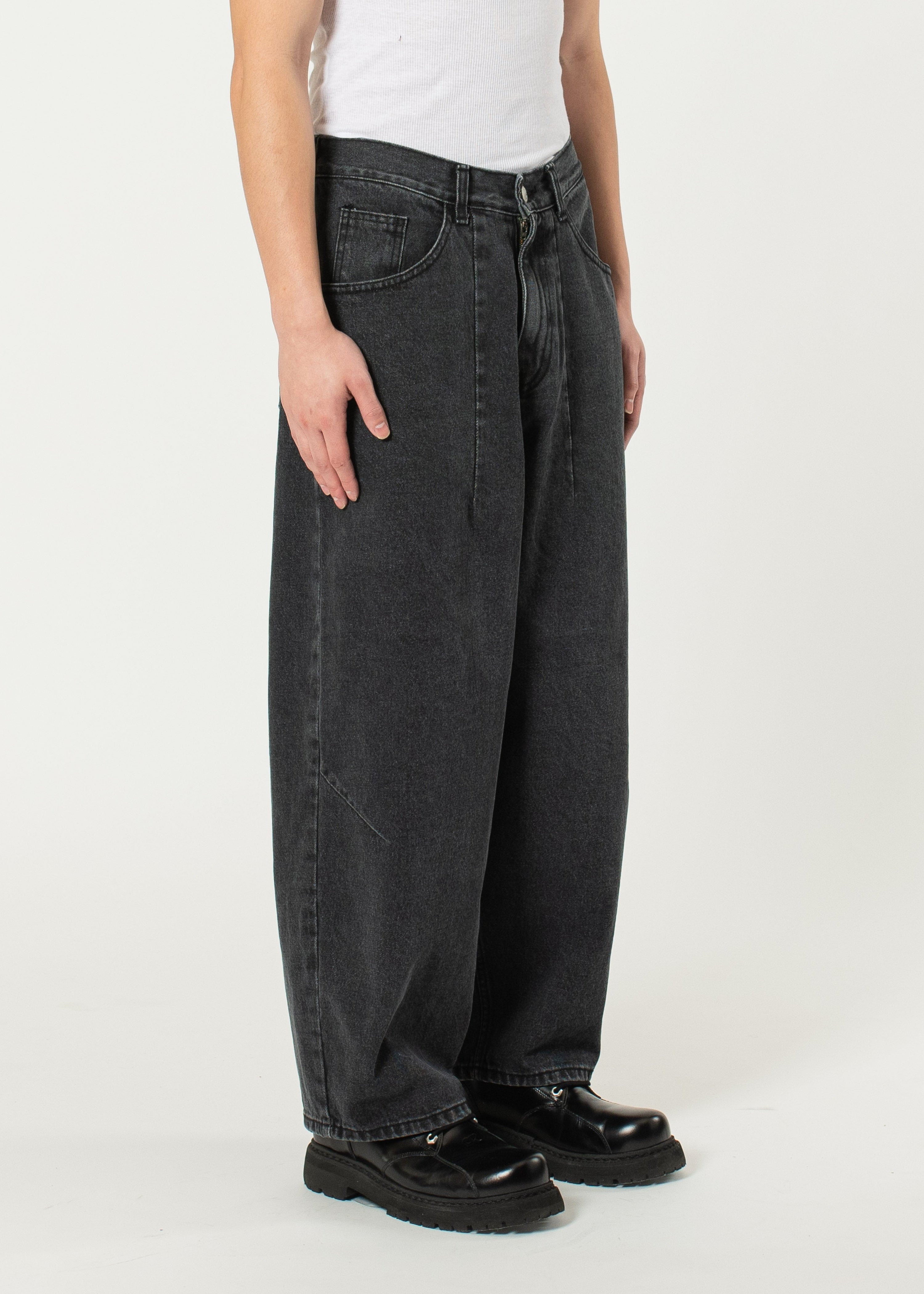 Jeans – Estudio Niksen