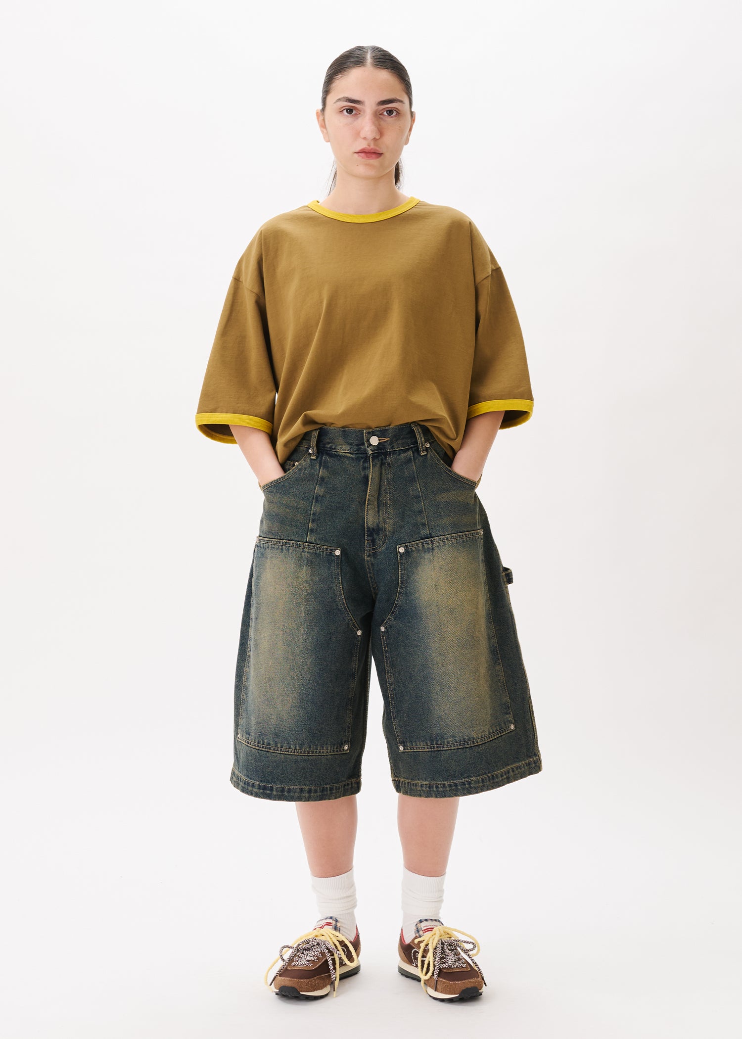 Contrast-rib Cropped Tee