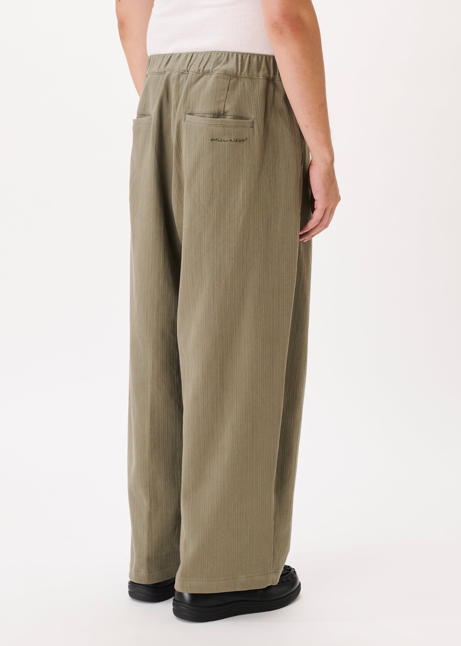 Big Fold Balloon Trousers – Estudio Niksen