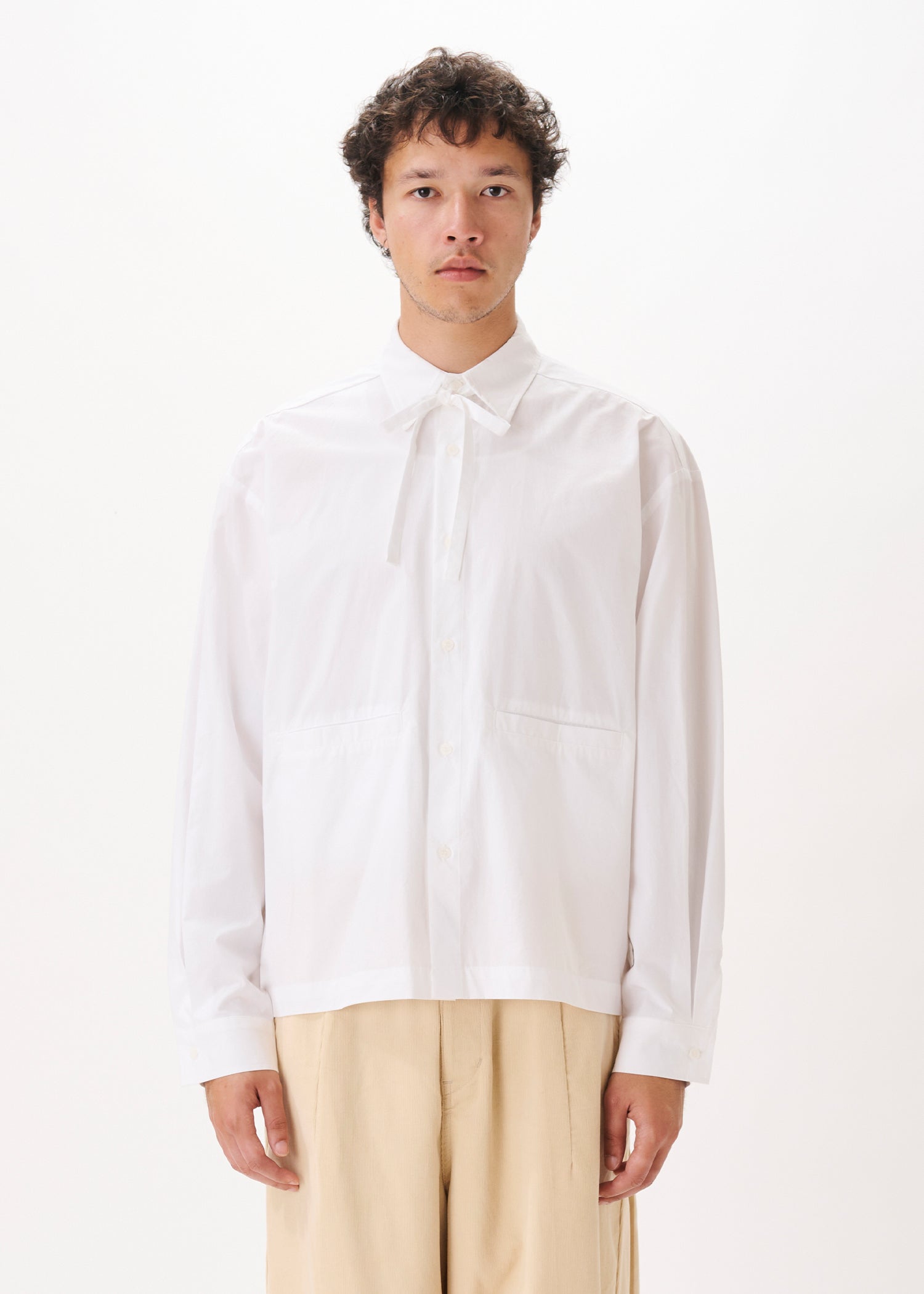 Chemise à poche boutonnée