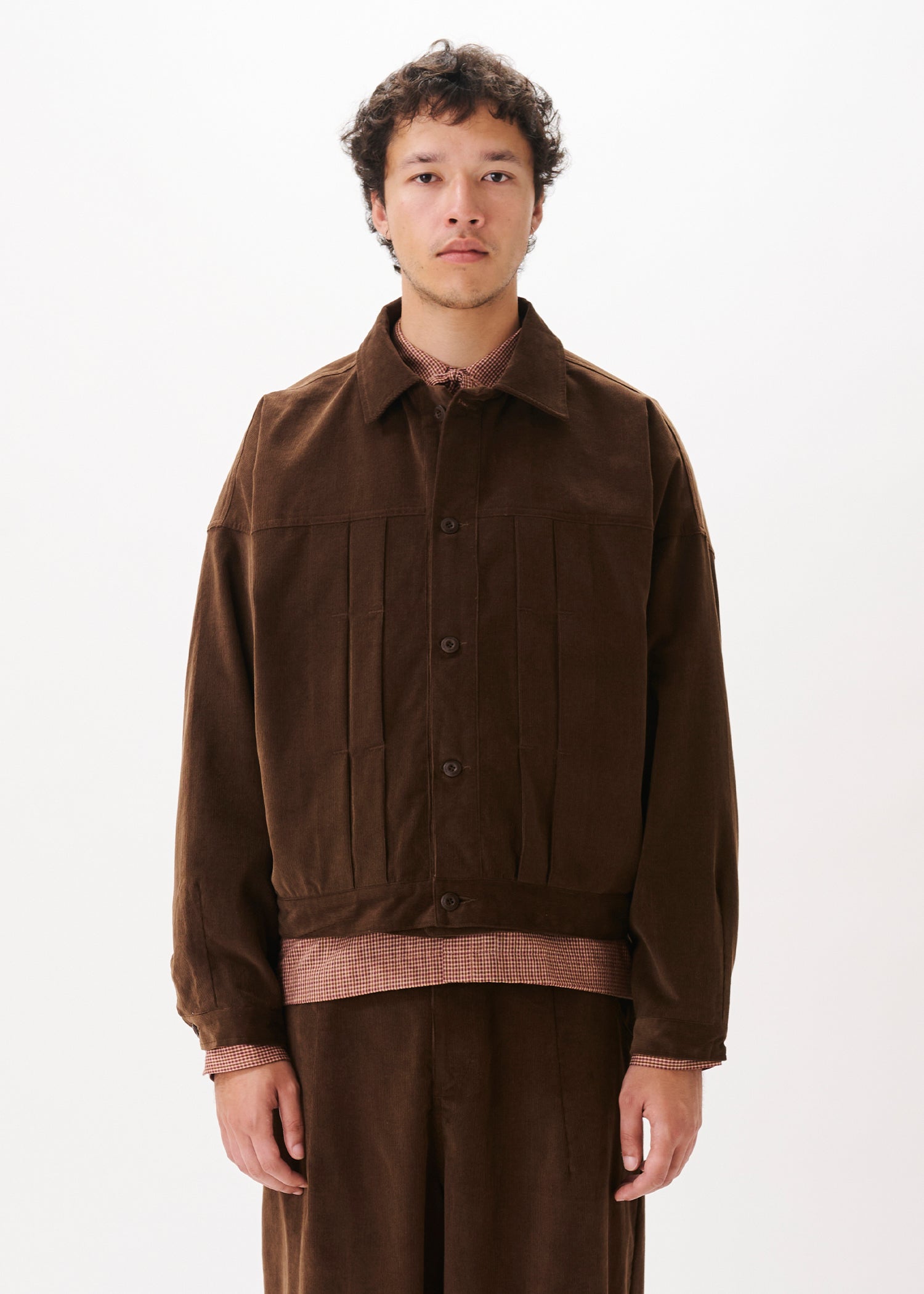 Corduroy Pleated Trucker – Estudio Niksen