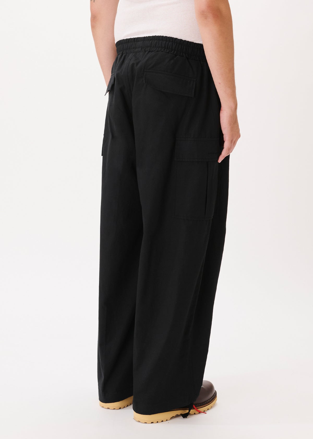Pantalon cargo à grandes poches