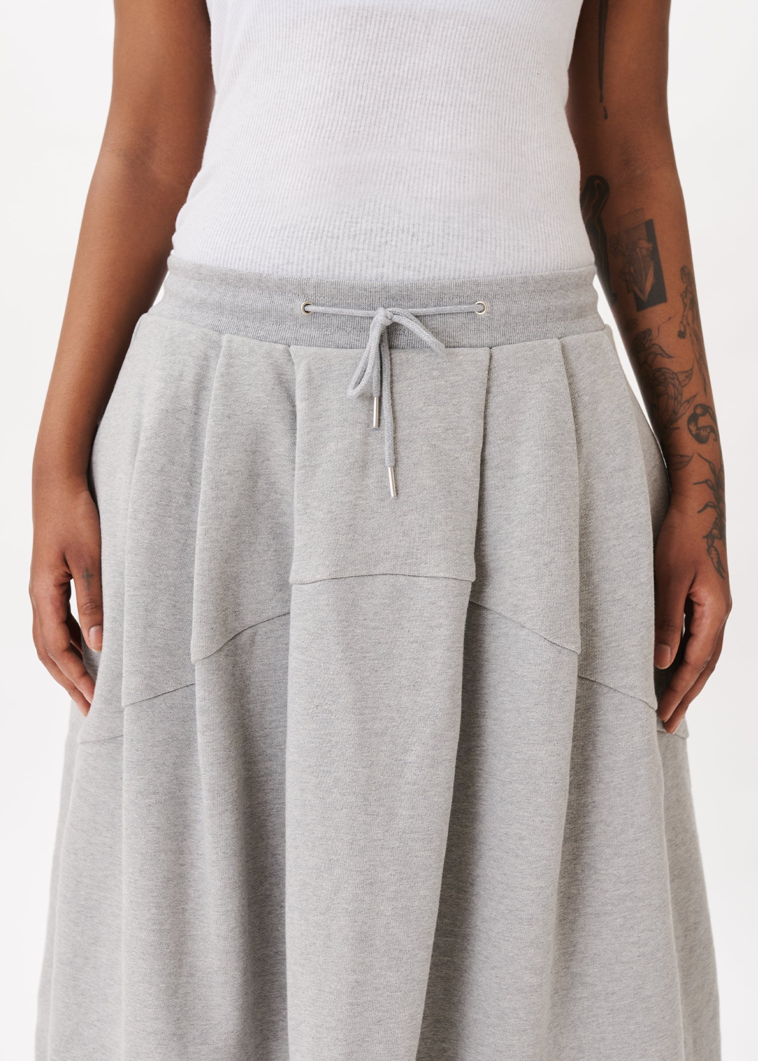 Pintuck Jogger Skirt – Estudio Niksen