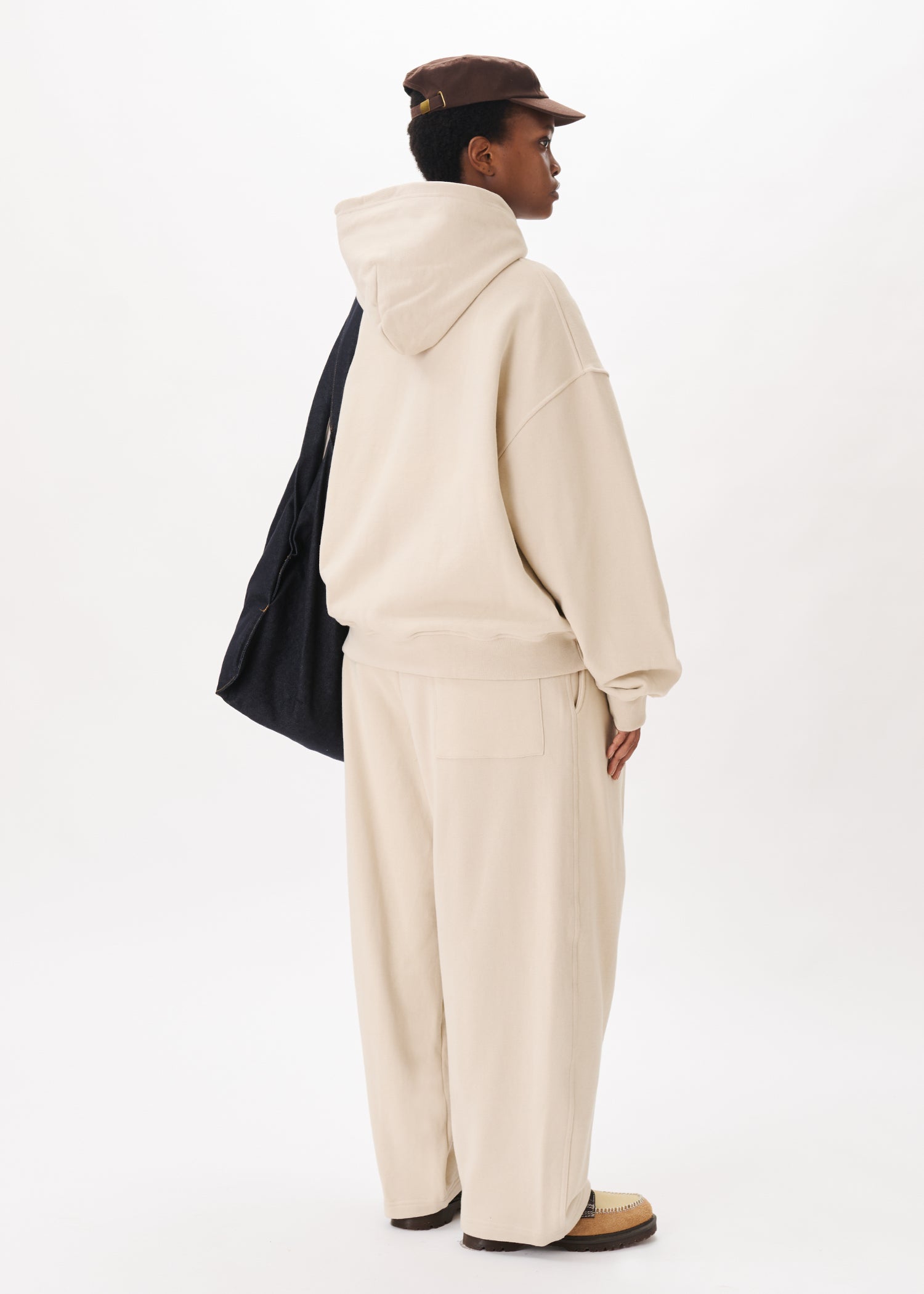 goodnight5tore パーカー　GN072 hoodie beige Signature Boxy Hoodie – Estudio Niksen