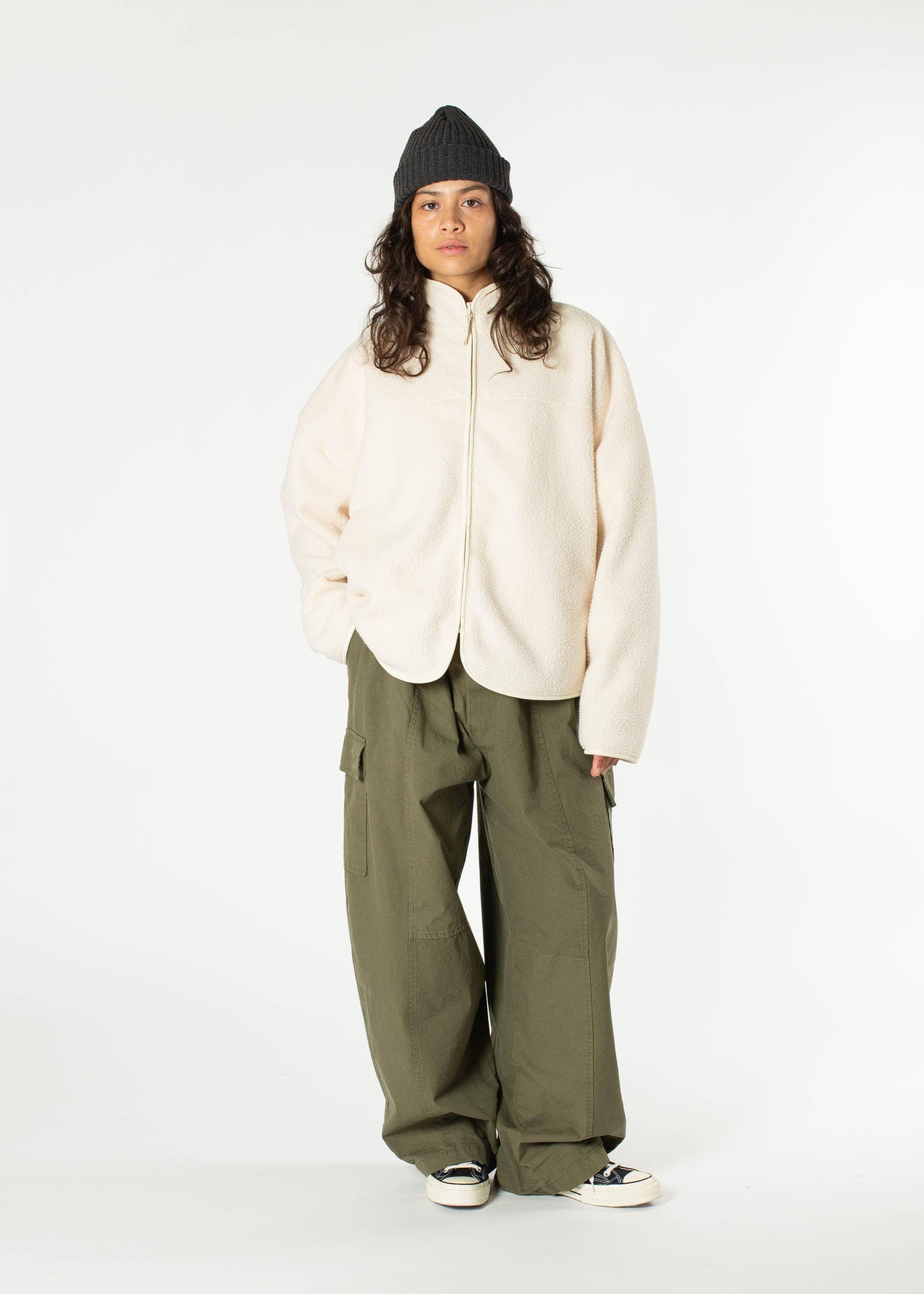 Boxy Wide Fleece – Estudio Niksen