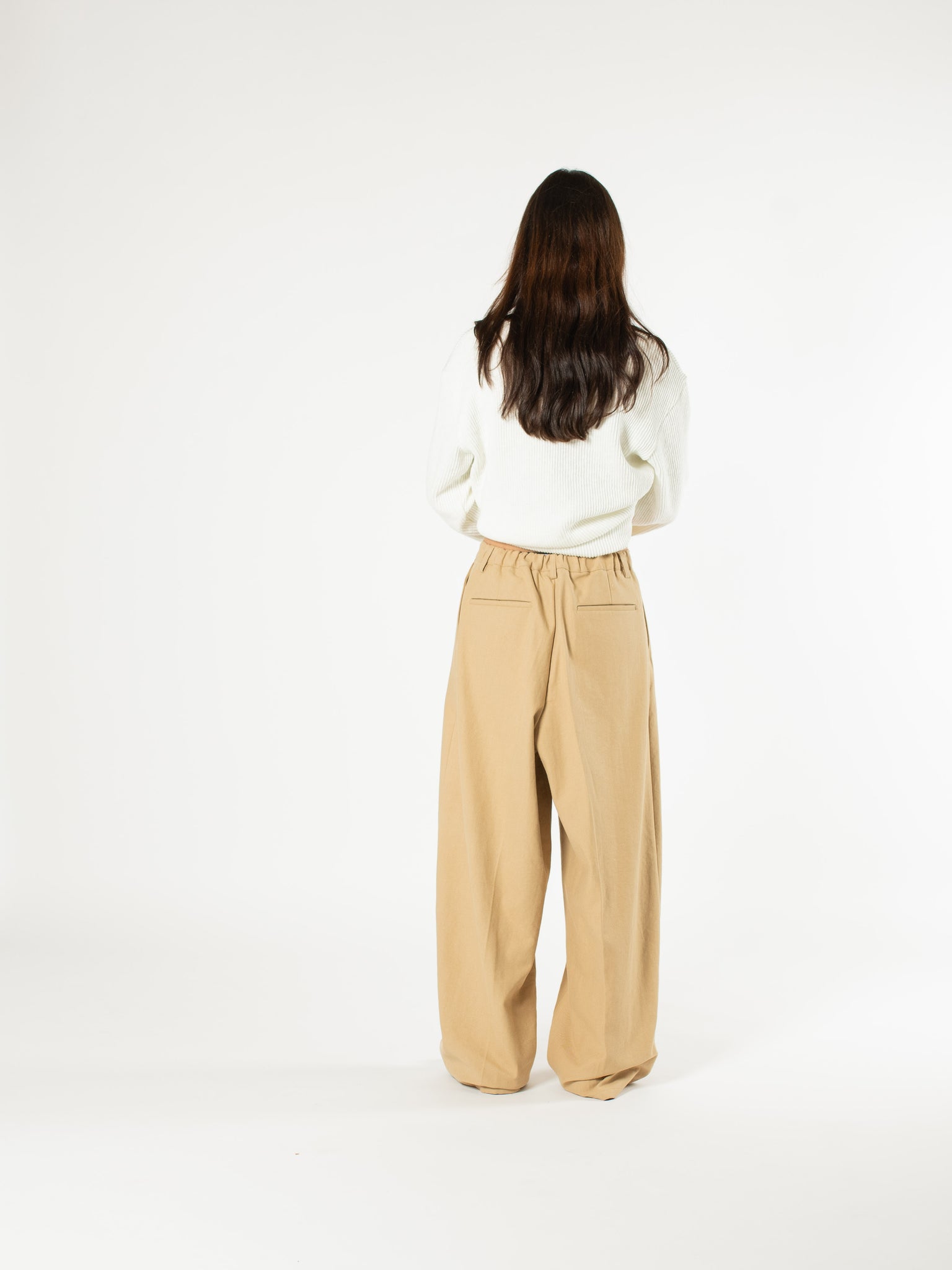 Wide-leg Trousers