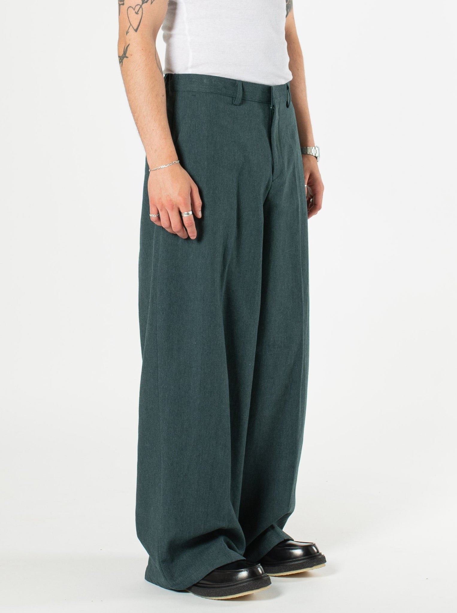 Wide-leg Trousers