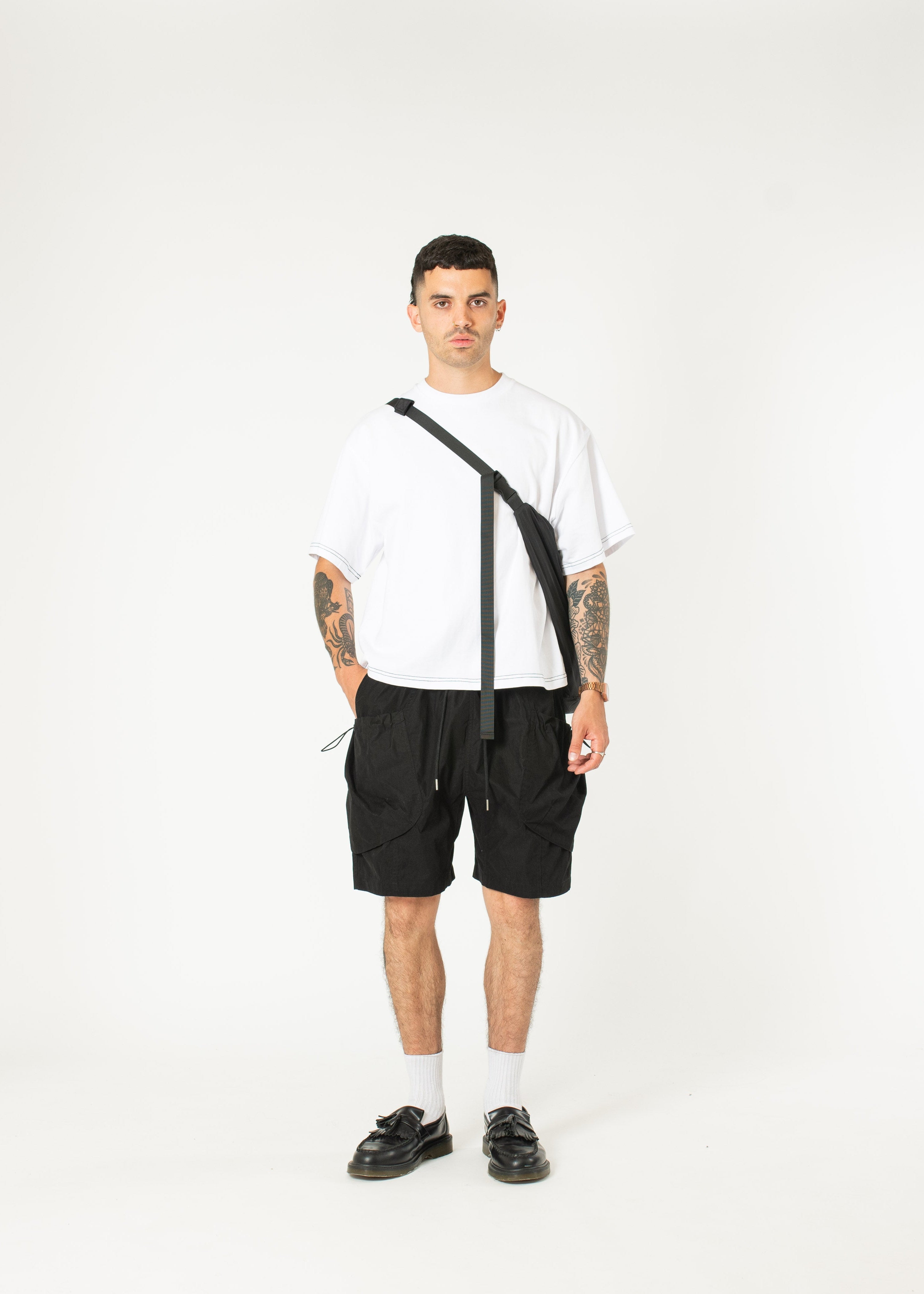 【韓国発】ニューエラ■BLACK LABEL■SWEATER TECH SHORT PANTS 韓国発】ニューエラ□NE-TECH NYLON SHORT PANTS□送料込 (New