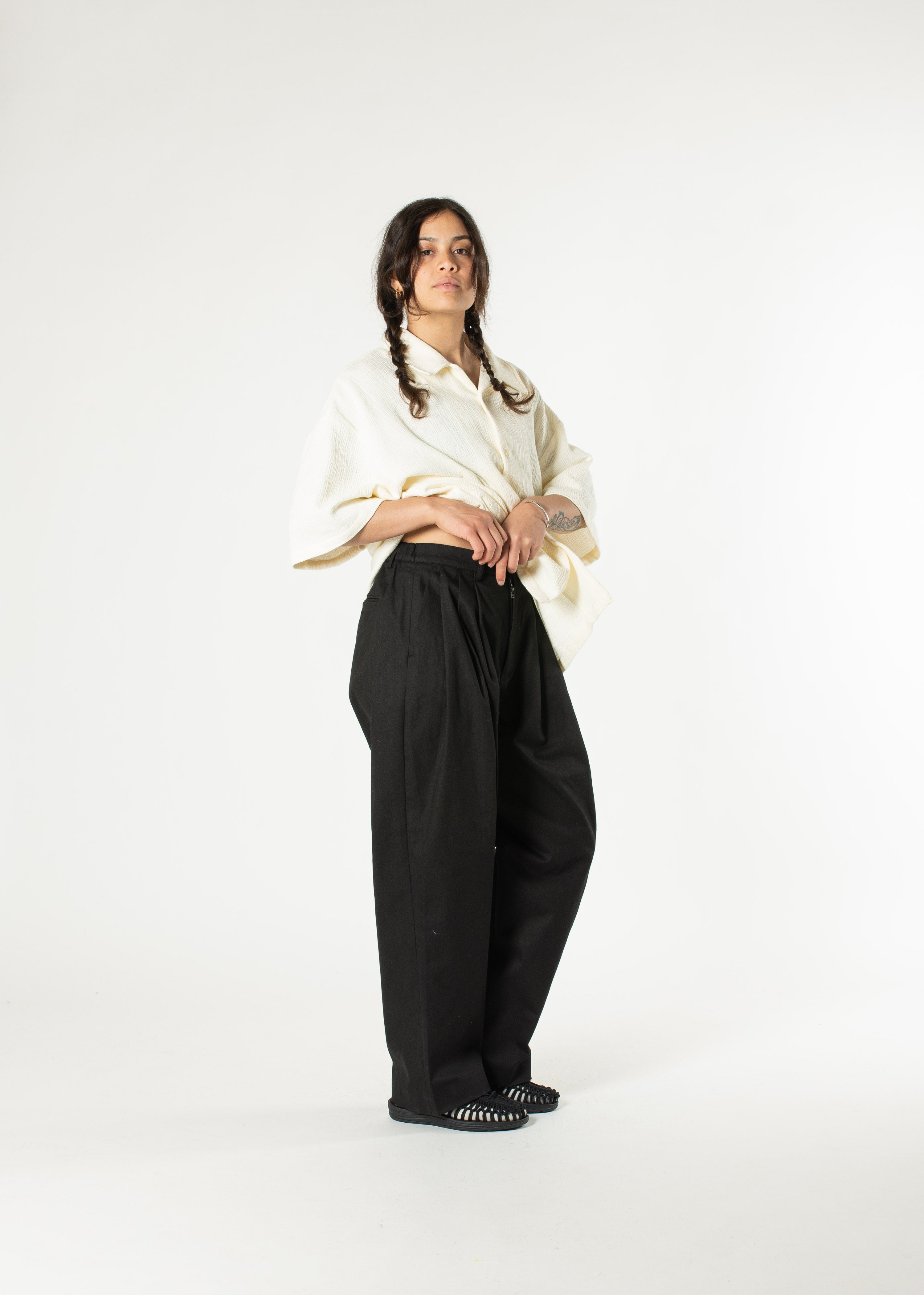 Pintuck Cotton Trousers – Estudio Niksen Pintuck Cotton Trousers – Estudio Niksen