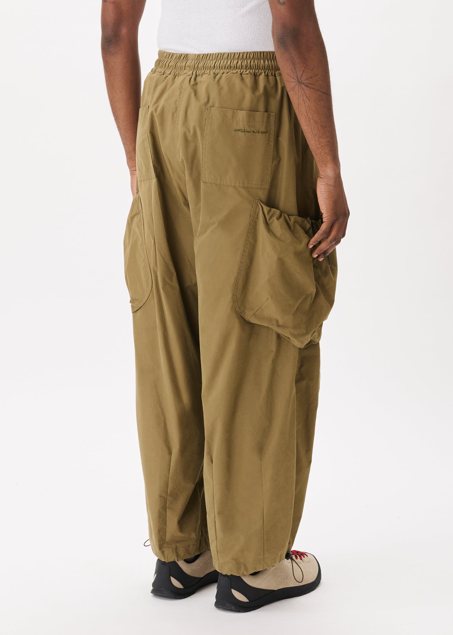 Pantalon cargo à pinces