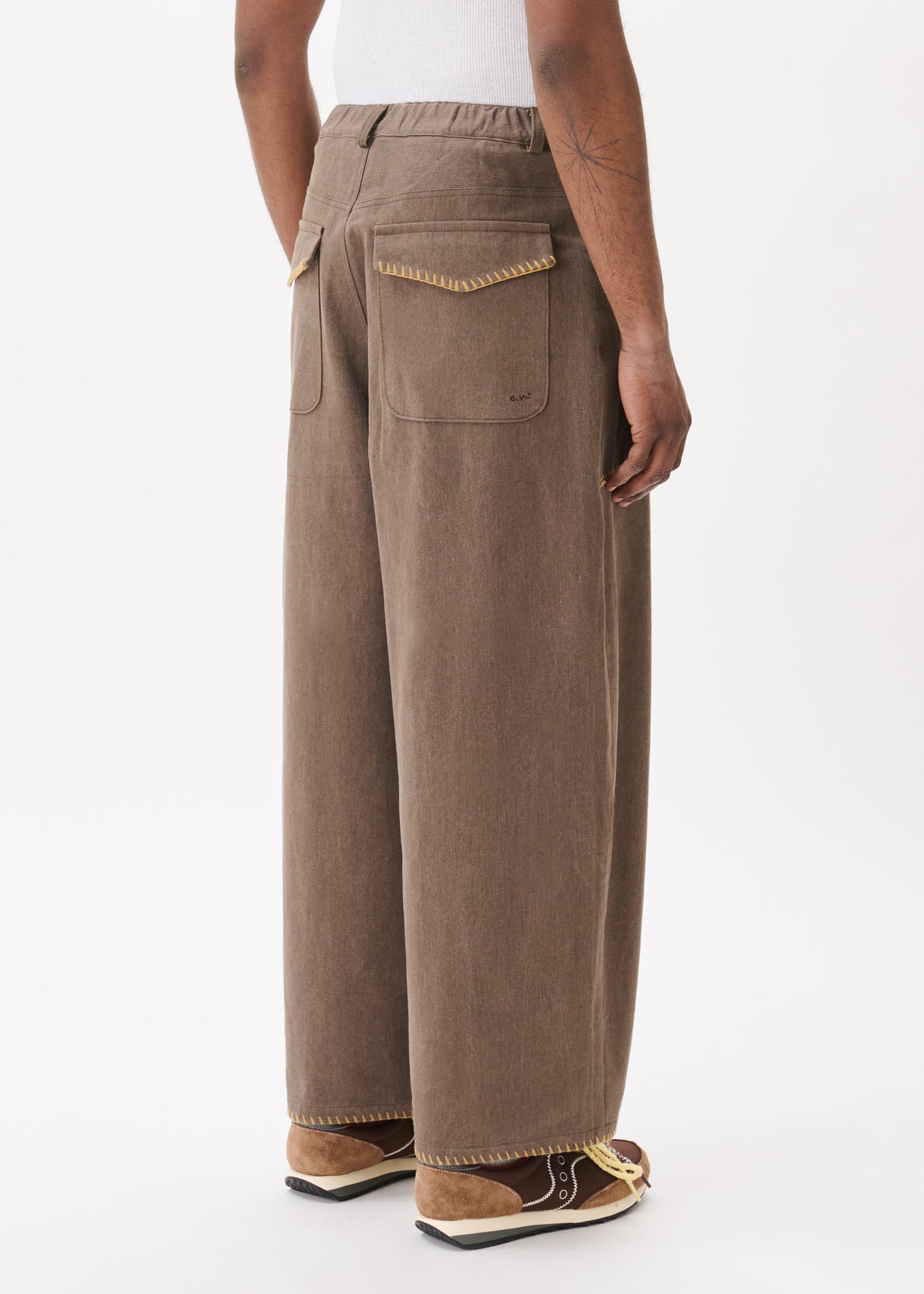 Embroidery Pocket Pants – Estudio Niksen
