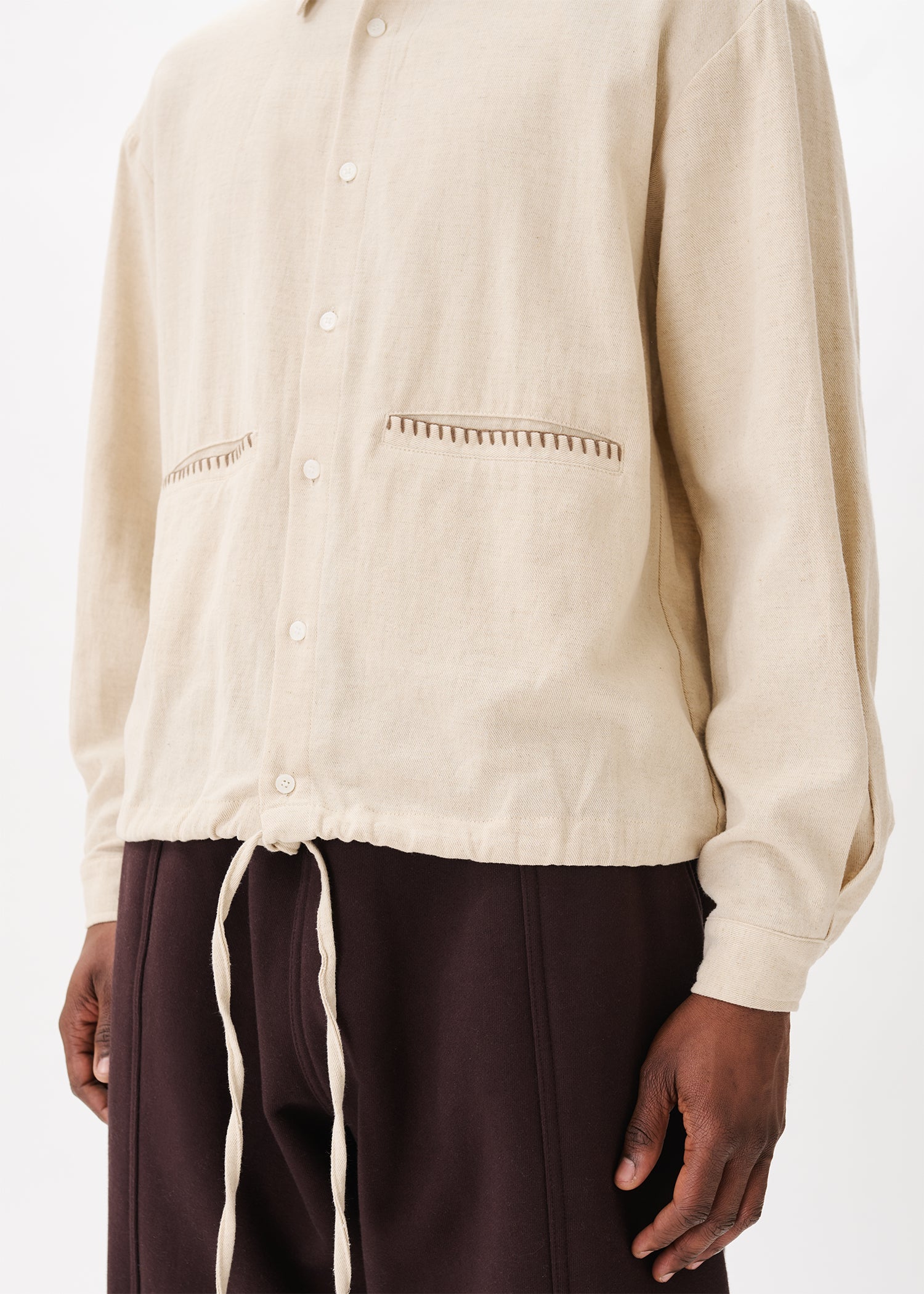 Chemise brodée à poche