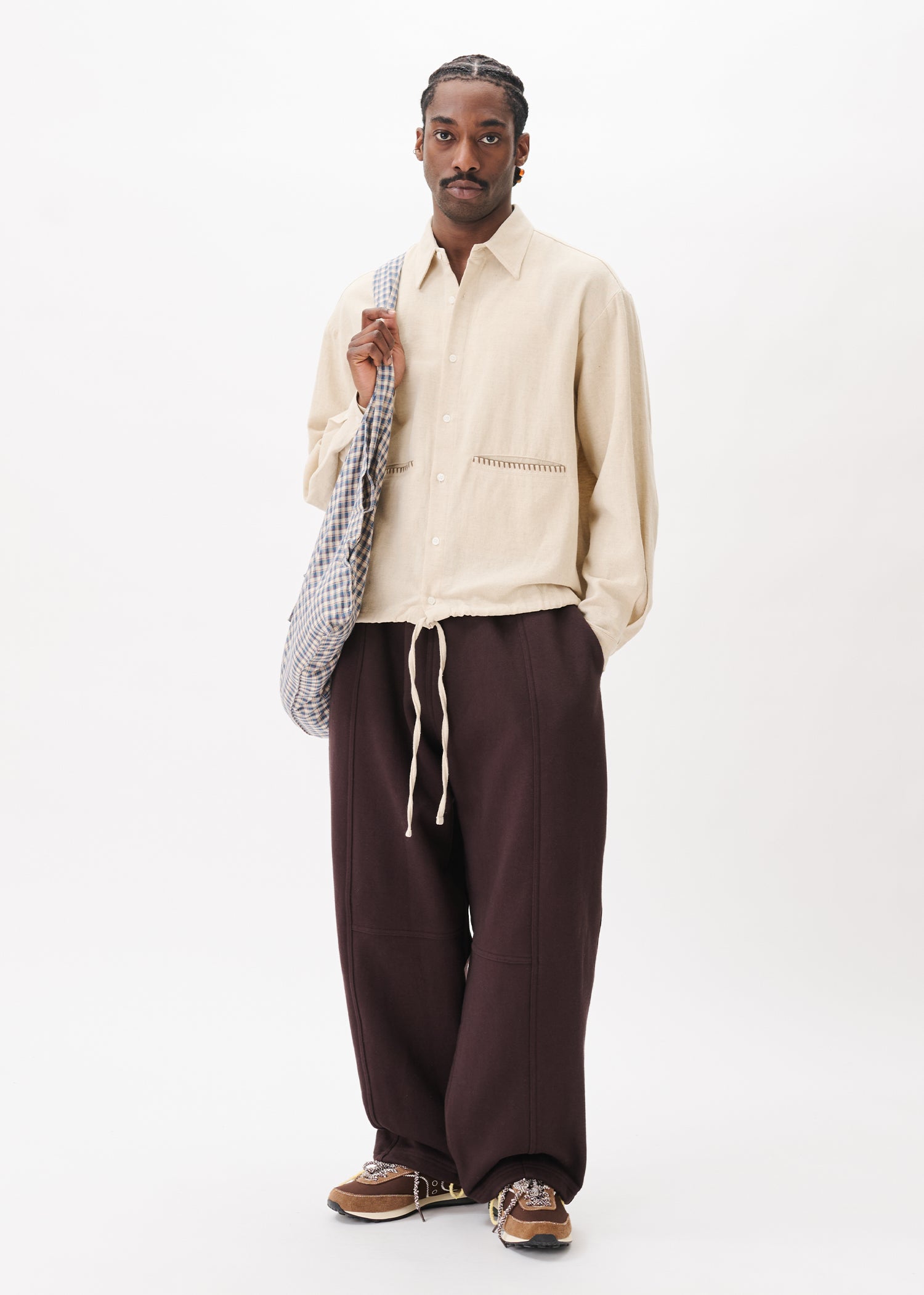 Chemise brodée à poche